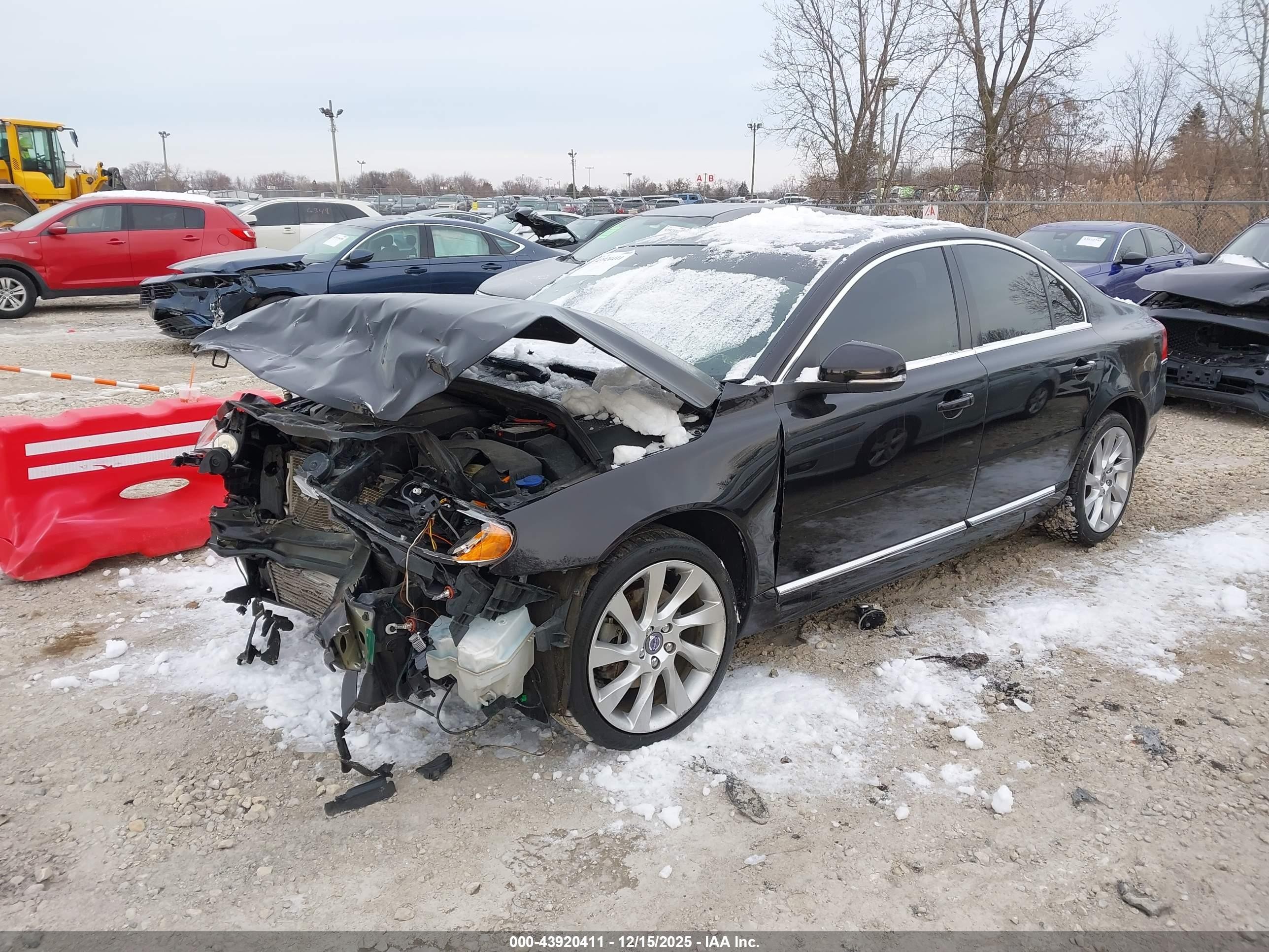 2016 Volvo S80 T5 Drive-e Черный vin: YV140MAK3G1197222