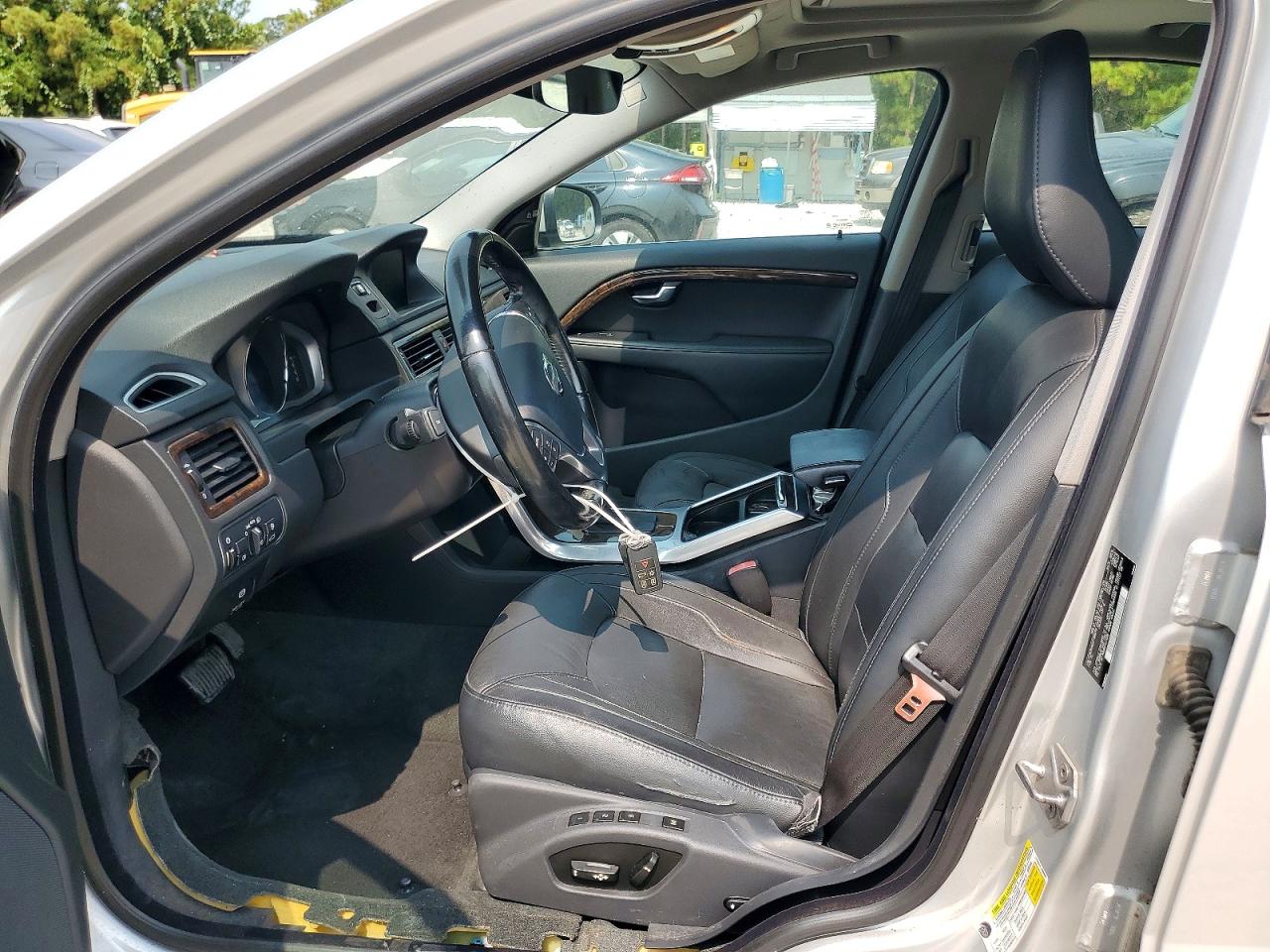 2015 Volvo S80 Premier Silver vin: YV140MAK5F1188276