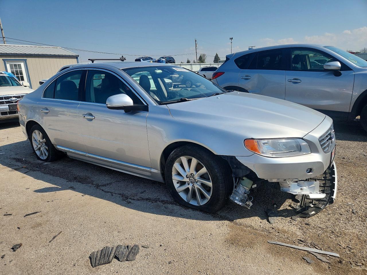 2015 Volvo S80 Premier Silver vin: YV140MAK6F1186150