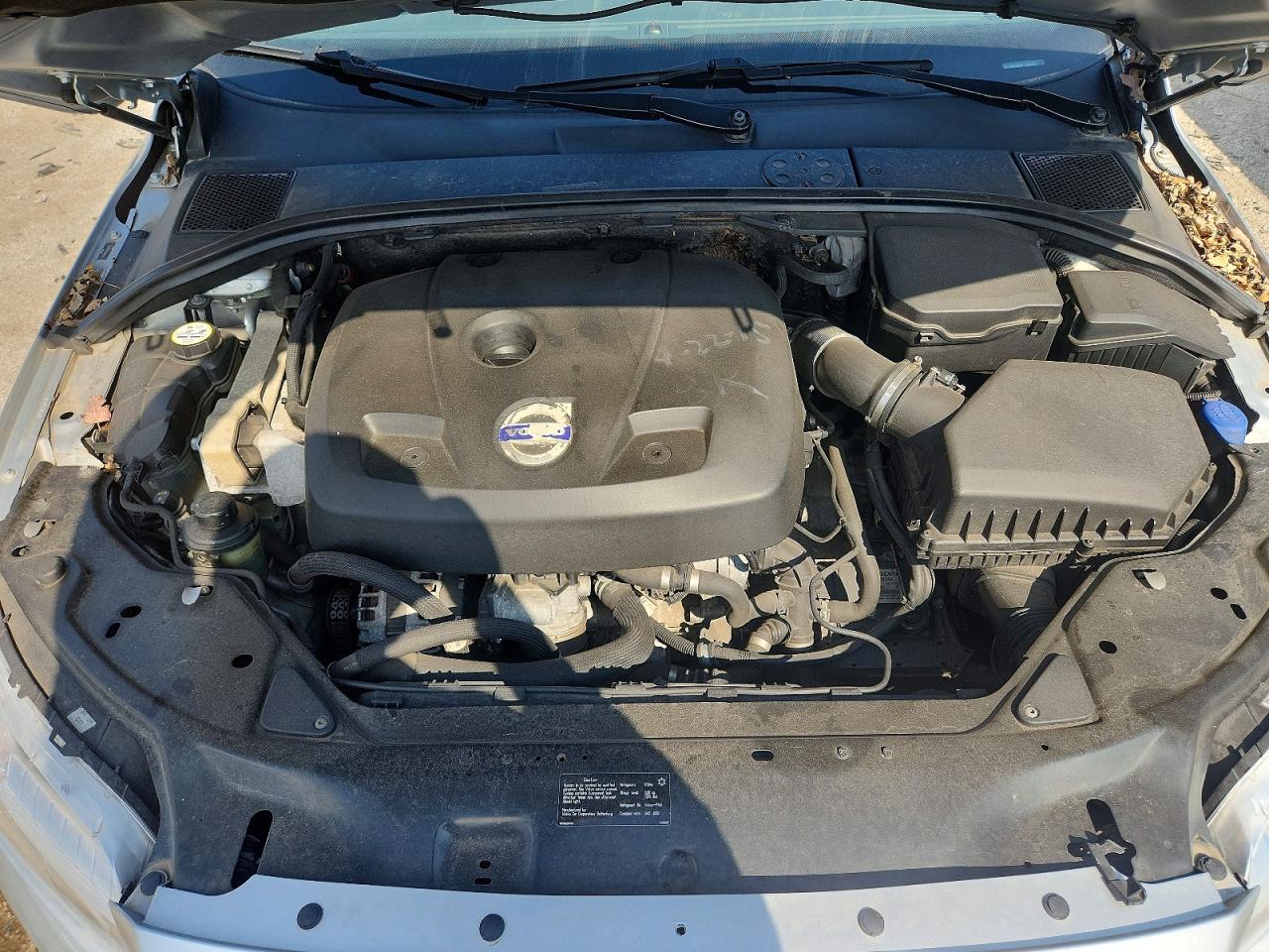 2015 Volvo S80 Premier Silver vin: YV140MAK6F1186150