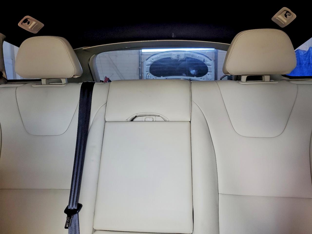 2015 Volvo V60 Premier White vin: YV140MEB4F1207572