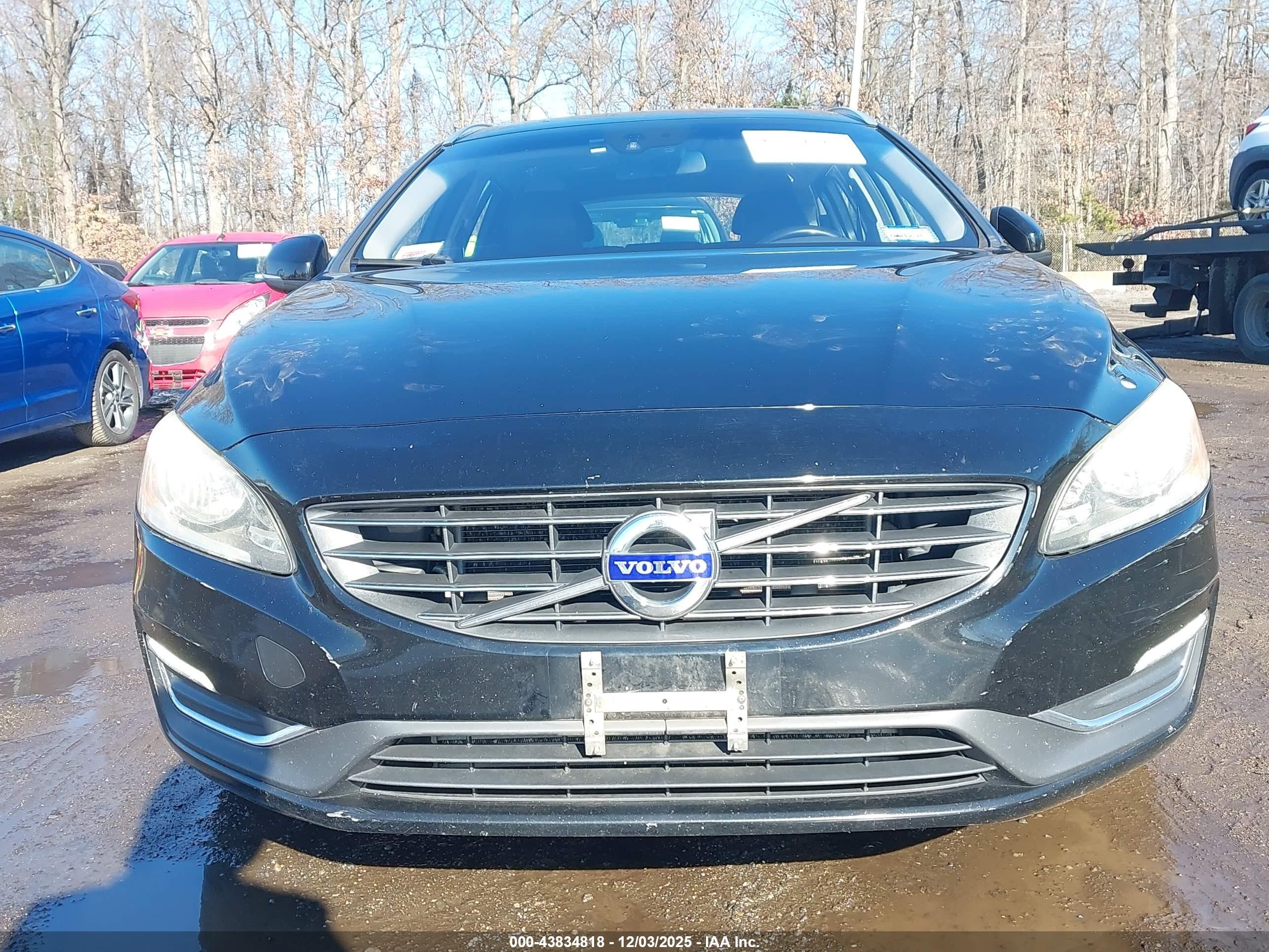 2015 Volvo V60 T5 Premier Black vin: YV140MEB5F1207676