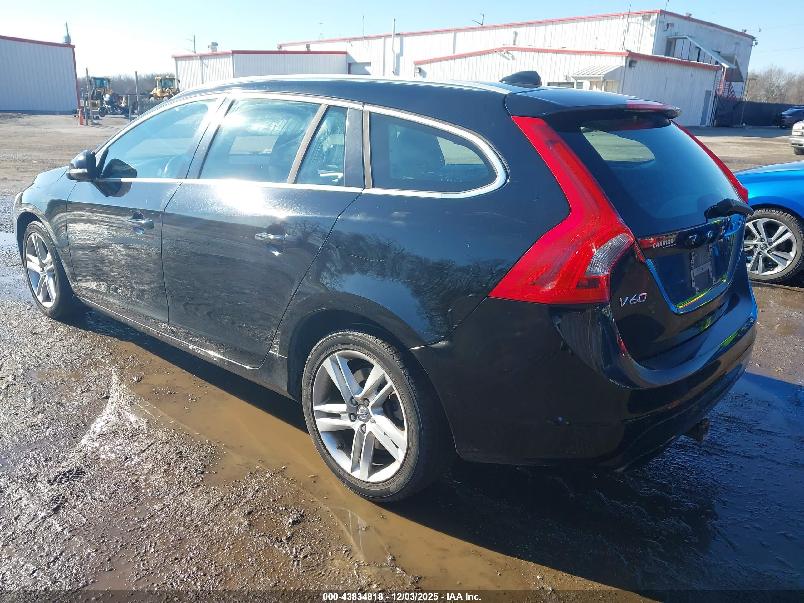 2015 Volvo V60 T5 Premier Black vin: YV140MEB5F1207676