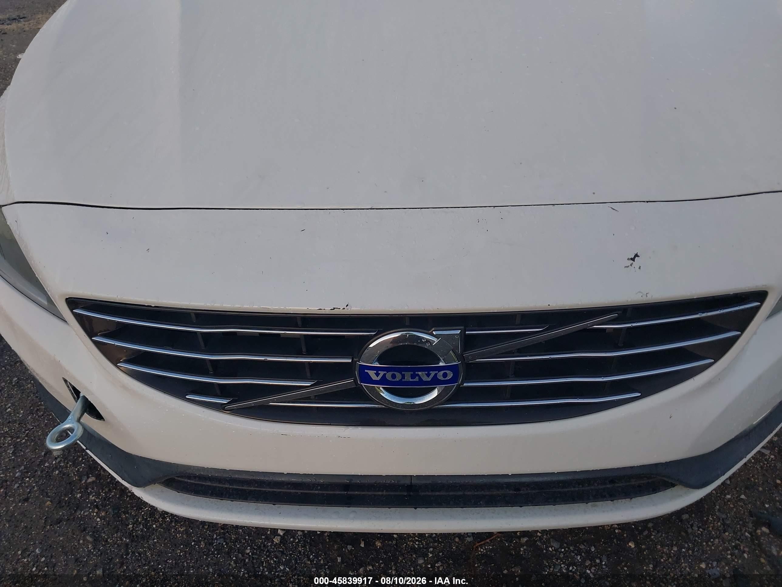 2015 Volvo V60 T5 Premier White vin: YV140MEB5F1213574