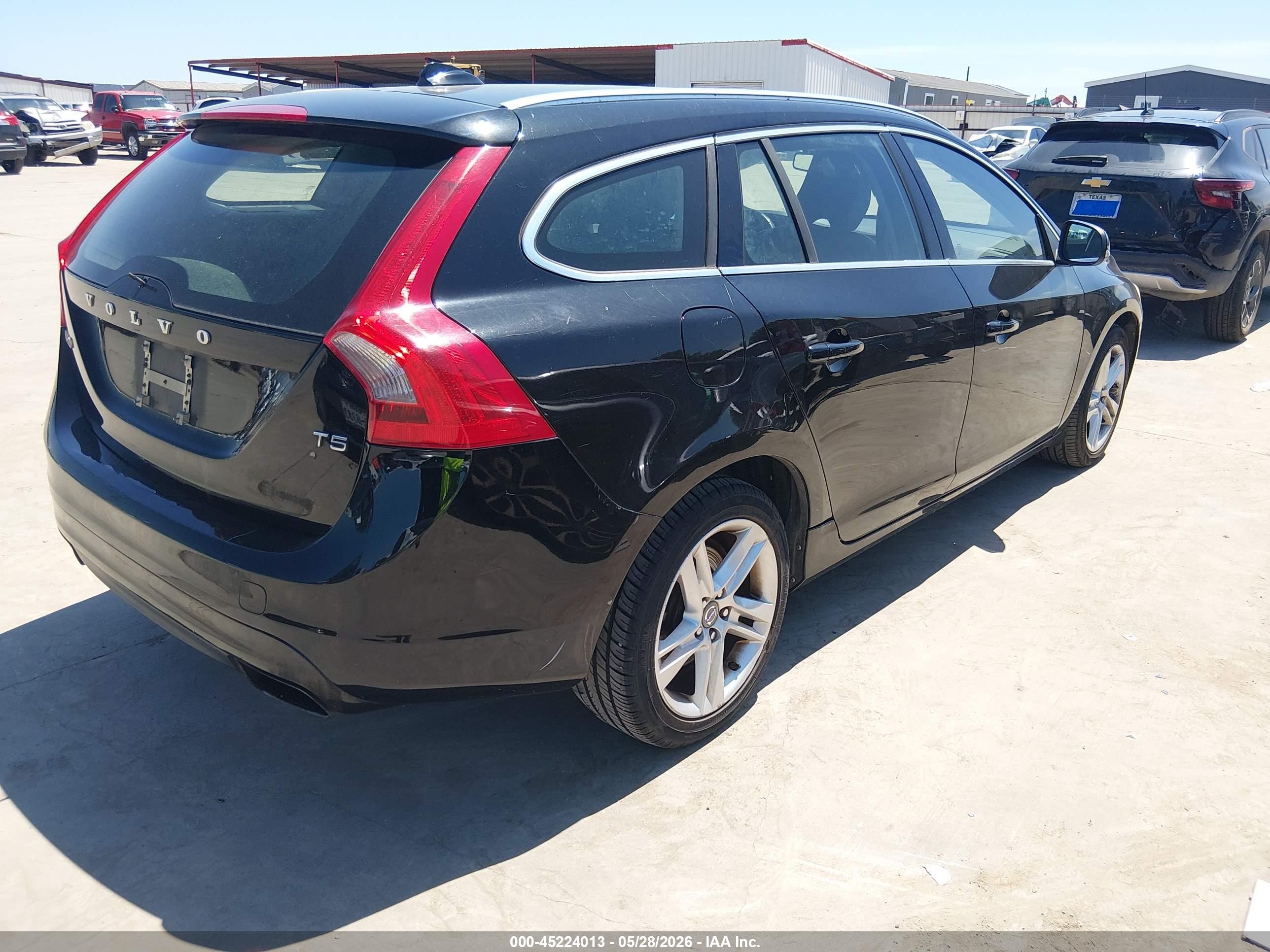 2015 Volvo V60 T5 Premier Black vin: YV140MEB6F1207654