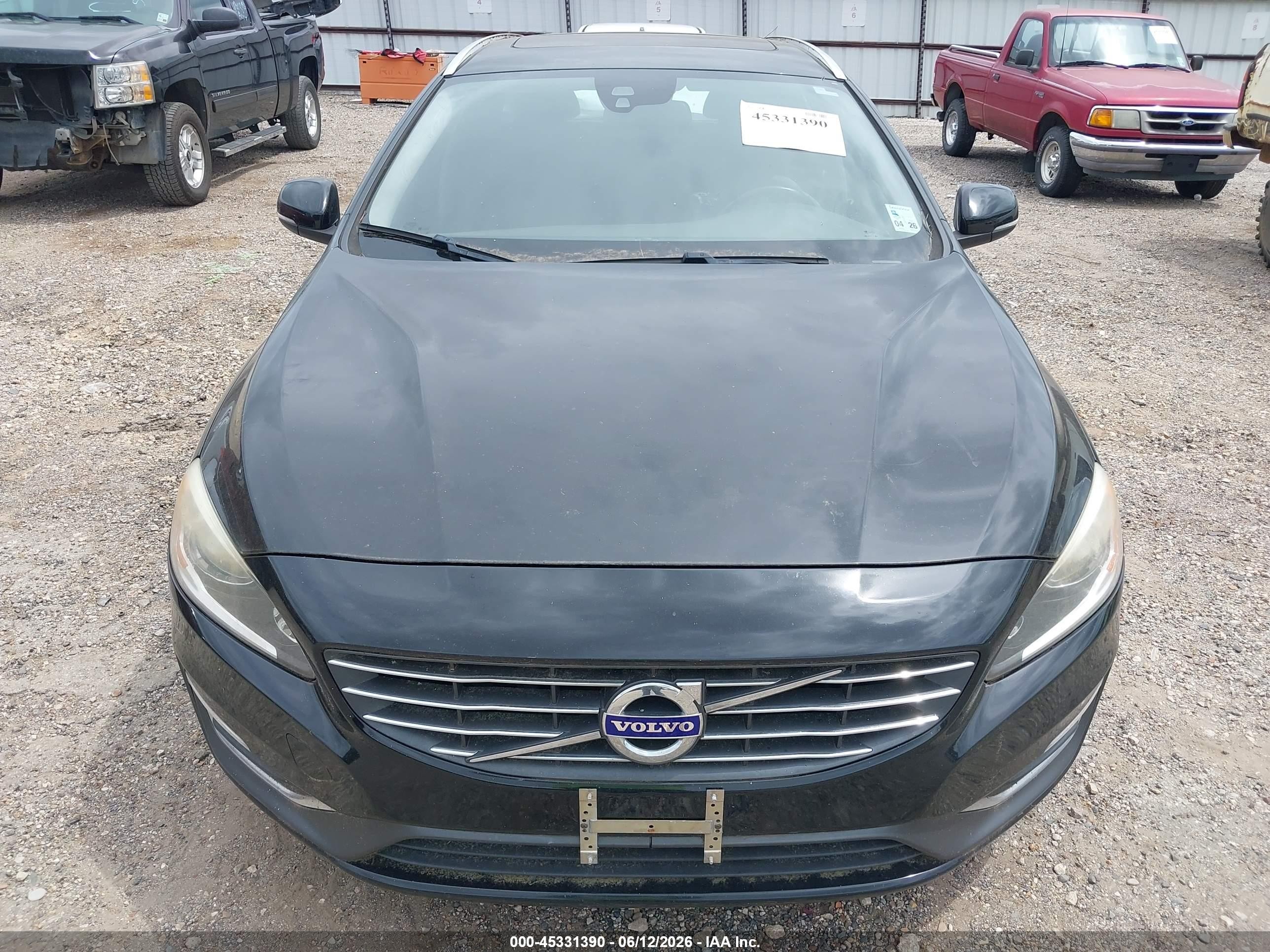 2015 Volvo V60 T5 Premier Plus Black vin: YV140MEC2F1207398