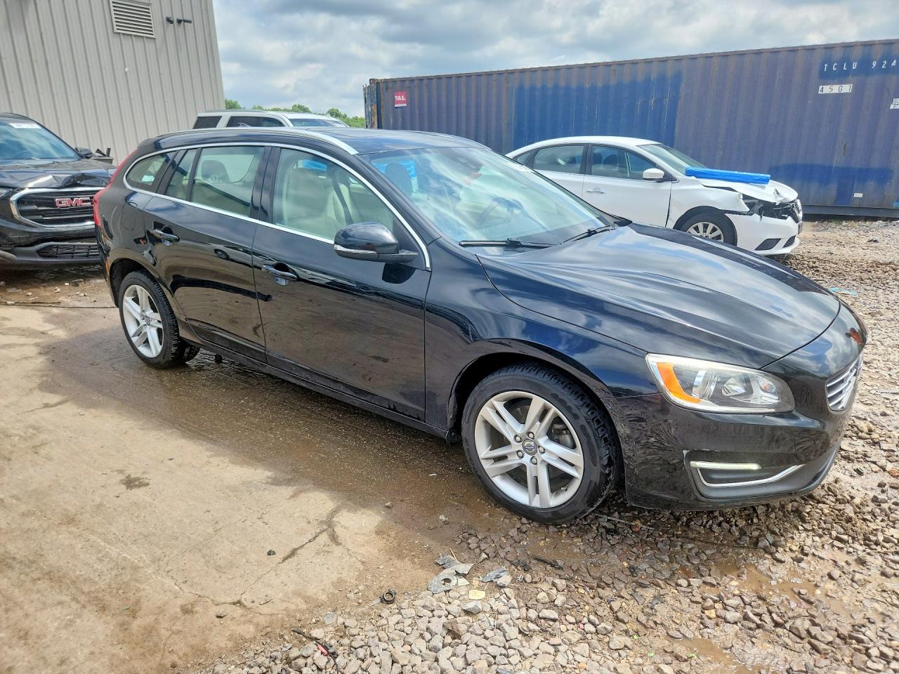 2015 Volvo V60 Premier+ Black vin: YV140MEC2F1213623