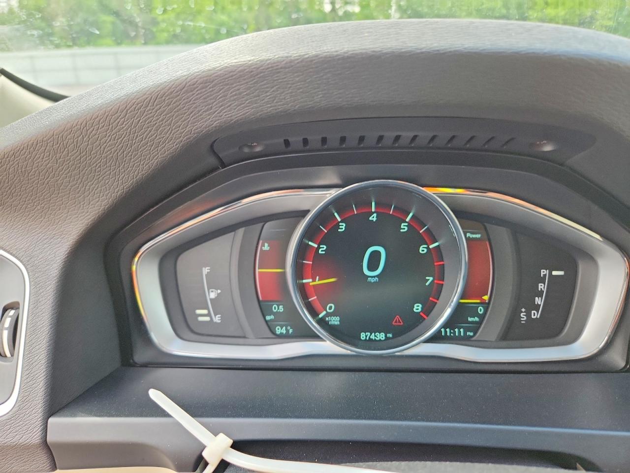 2015 Volvo V60 Premier+ Black vin: YV140MEC2F1213623