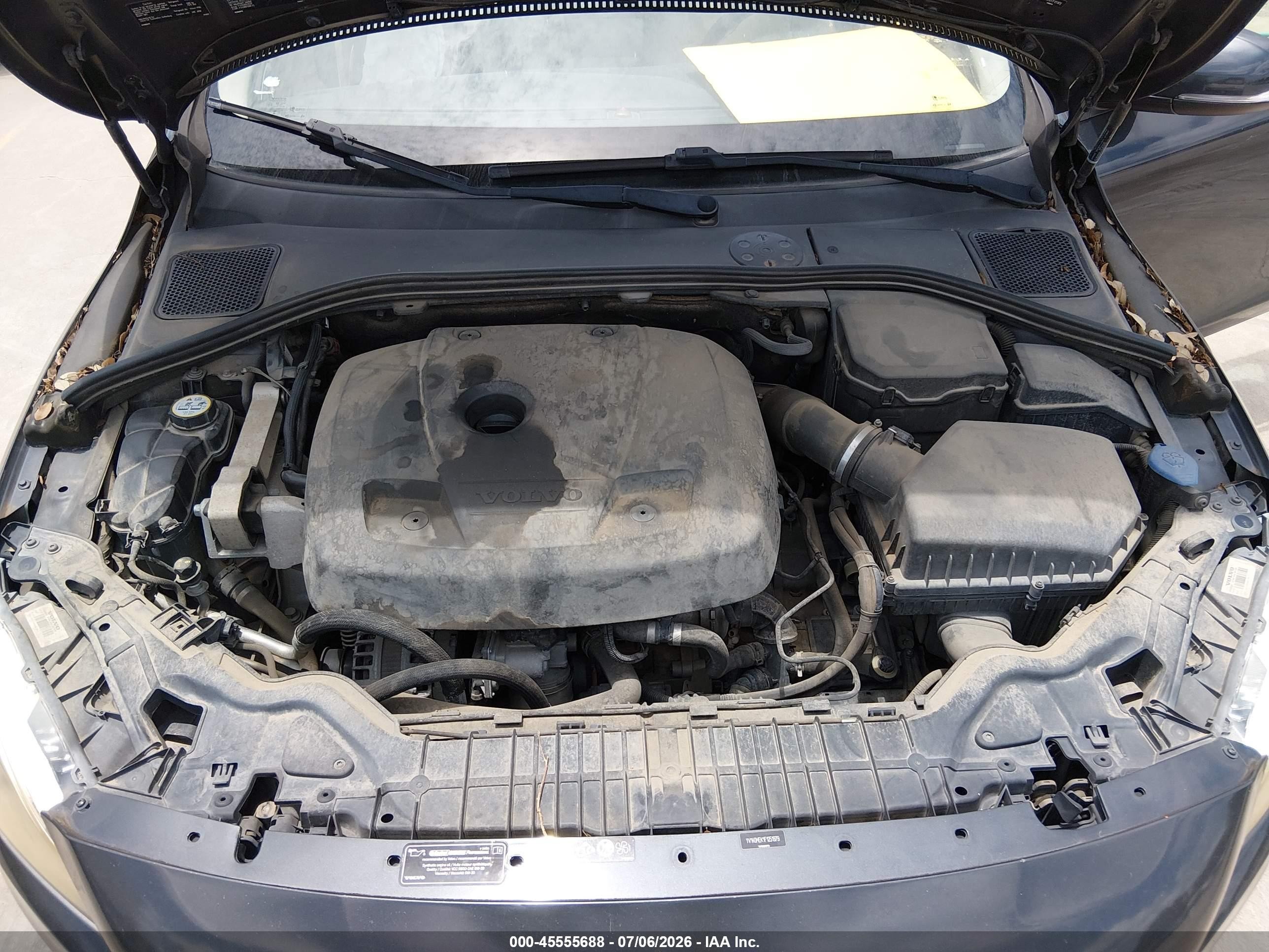 2015 Volvo V60 T5 Premier Gray vin: YV140MEK1F1251979