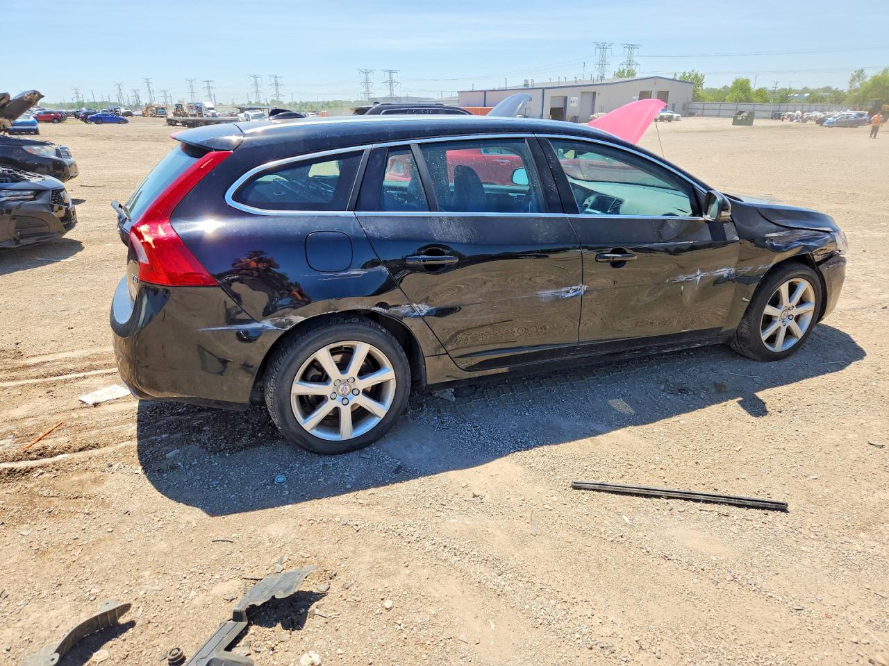 2016 Volvo V60 T5 Premier Black vin: YV140MEK2G1307106