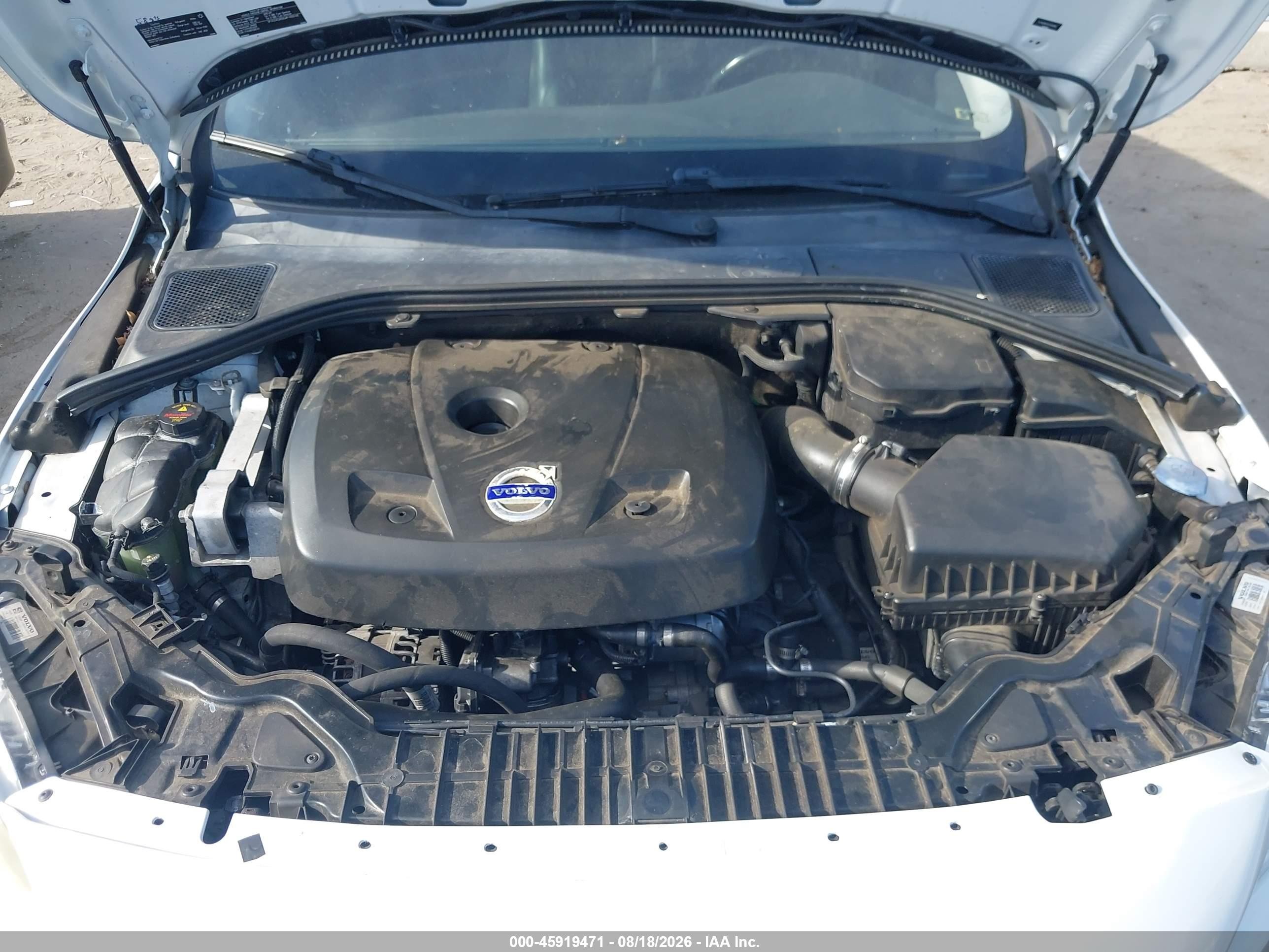 2015 Volvo V60 T5 Premier White vin: YV140MEK3F1242684