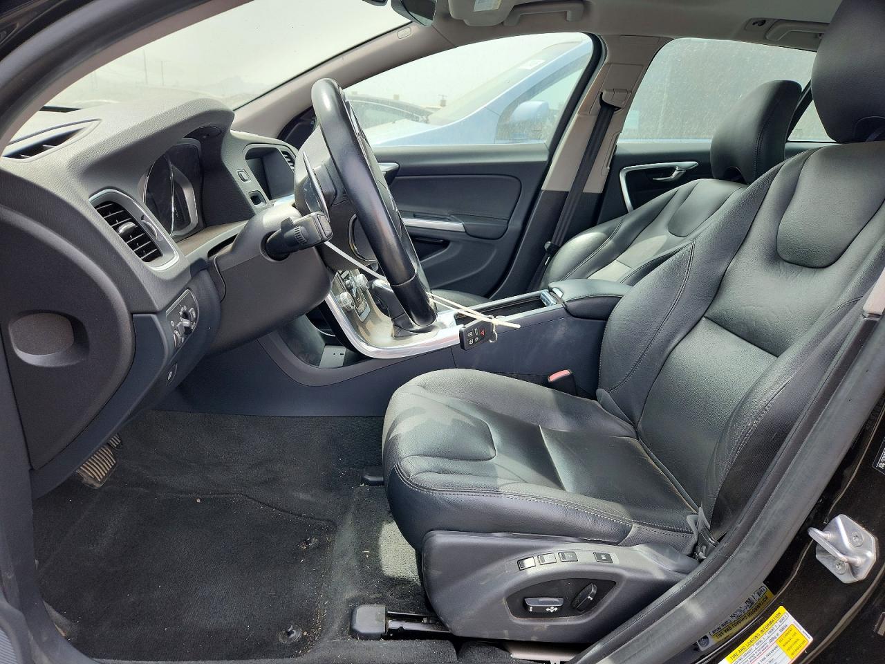 2015 Volvo V60 Premier Black vin: YV140MEK3F1259758