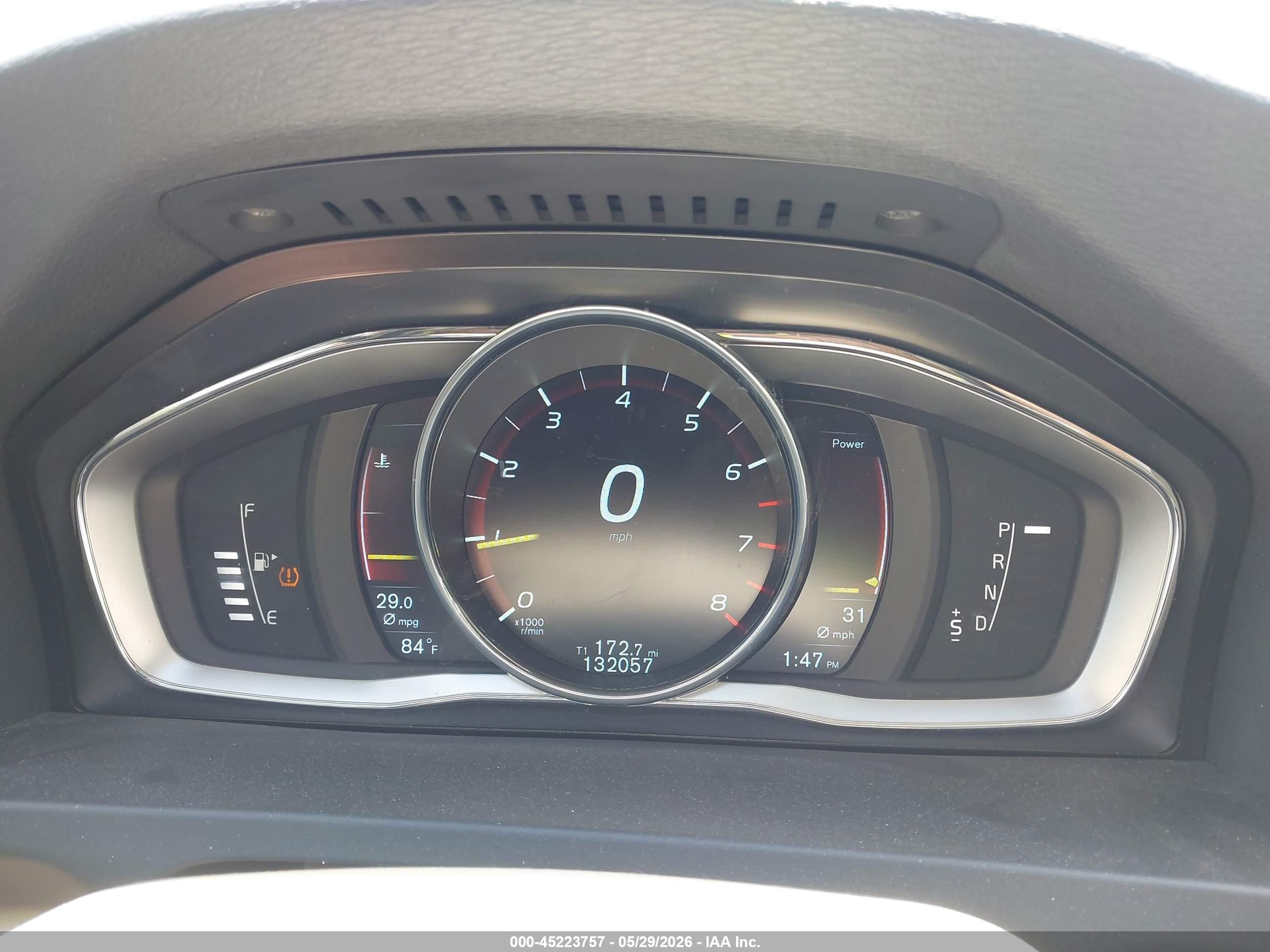 2015 Volvo V60 T5 Premier White vin: YV140MEK6F1233431