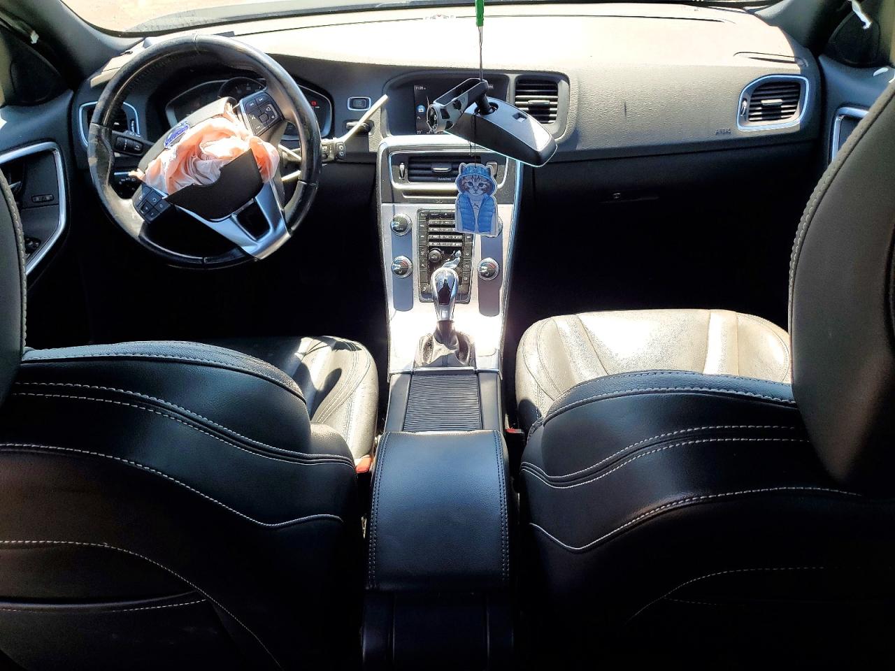 2017 Volvo V60 T5 Premier Синий vin: YV140MEK6H1368105