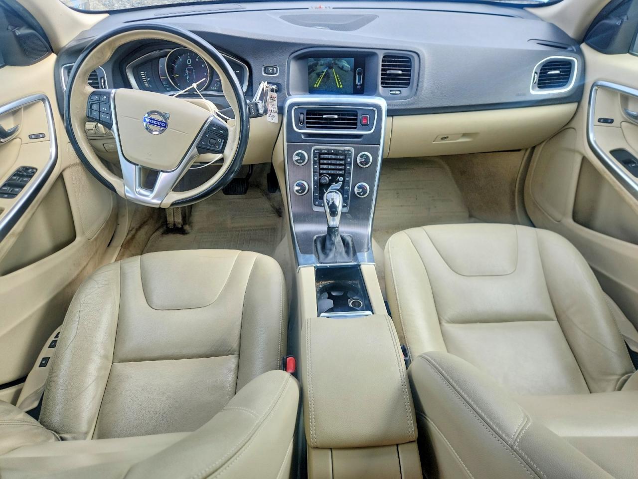 2015 Volvo V60 Platinum Blue vin: YV140MEM2F1229541