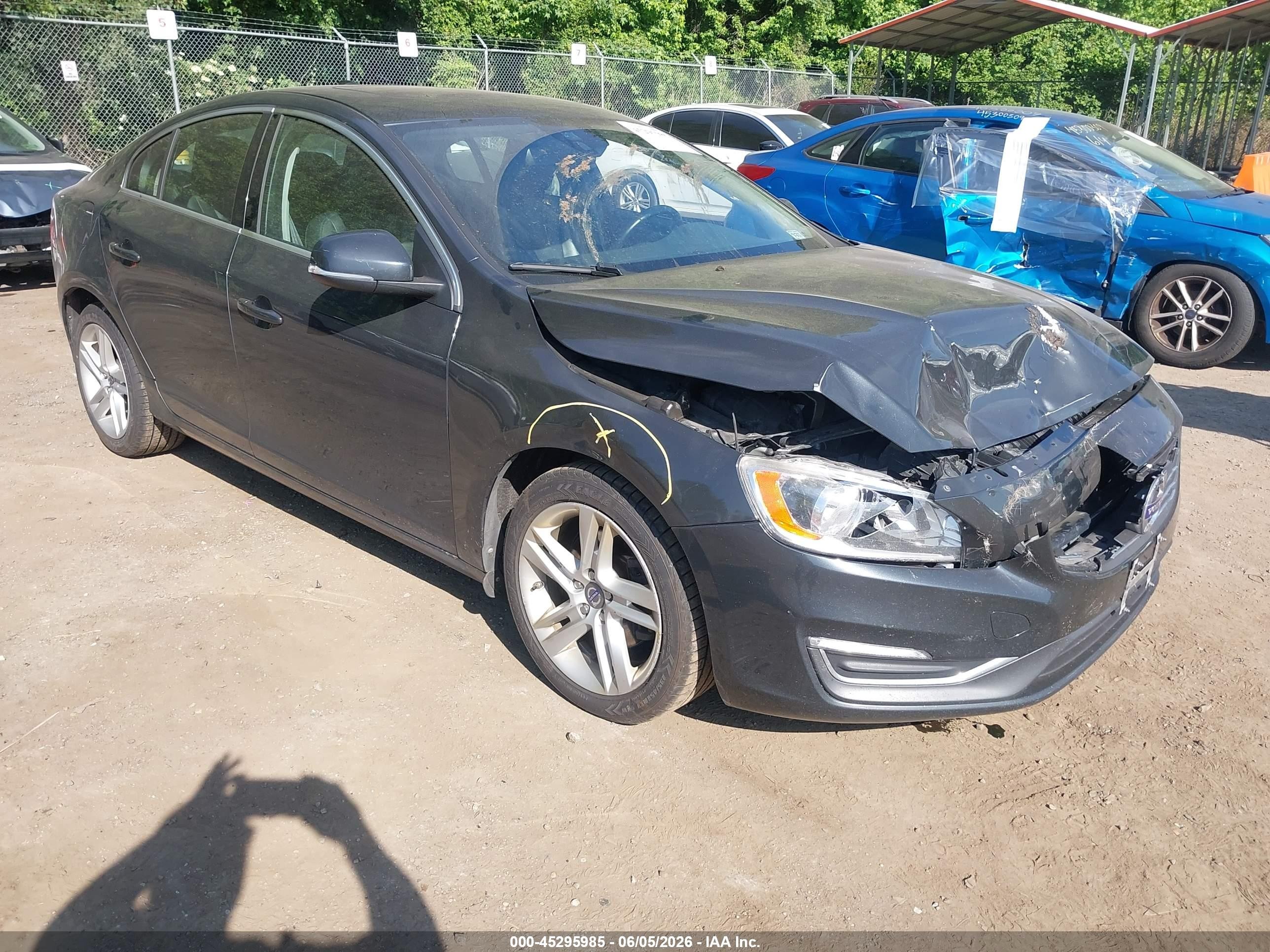2015 Volvo S60 T5 Premier Gray vin: YV140MFB1F1306199
