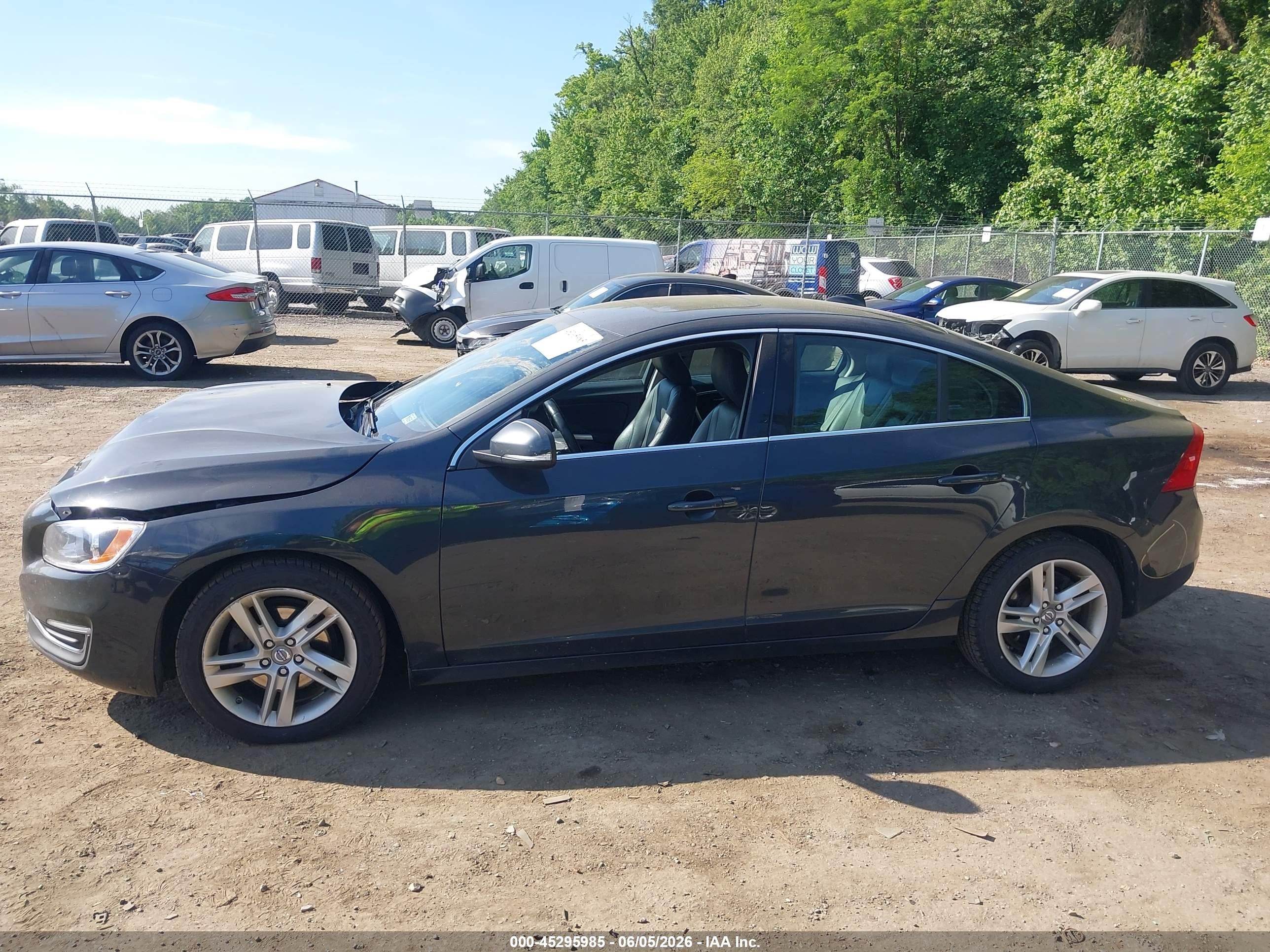 2015 Volvo S60 T5 Premier Gray vin: YV140MFB1F1306199