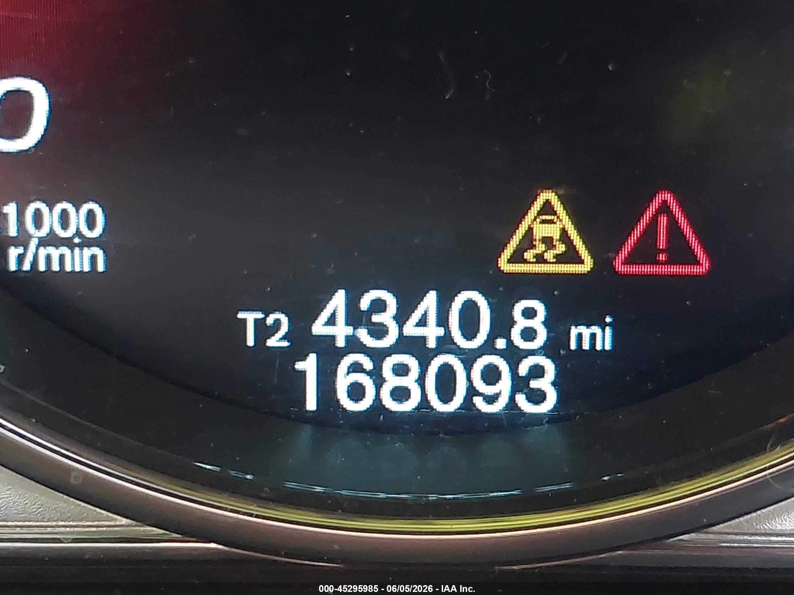 2015 Volvo S60 T5 Premier Gray vin: YV140MFB1F1306199