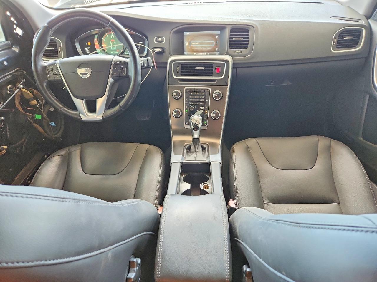 2015 Volvo S60 Premier Угольный vin: YV140MFB2F1306065