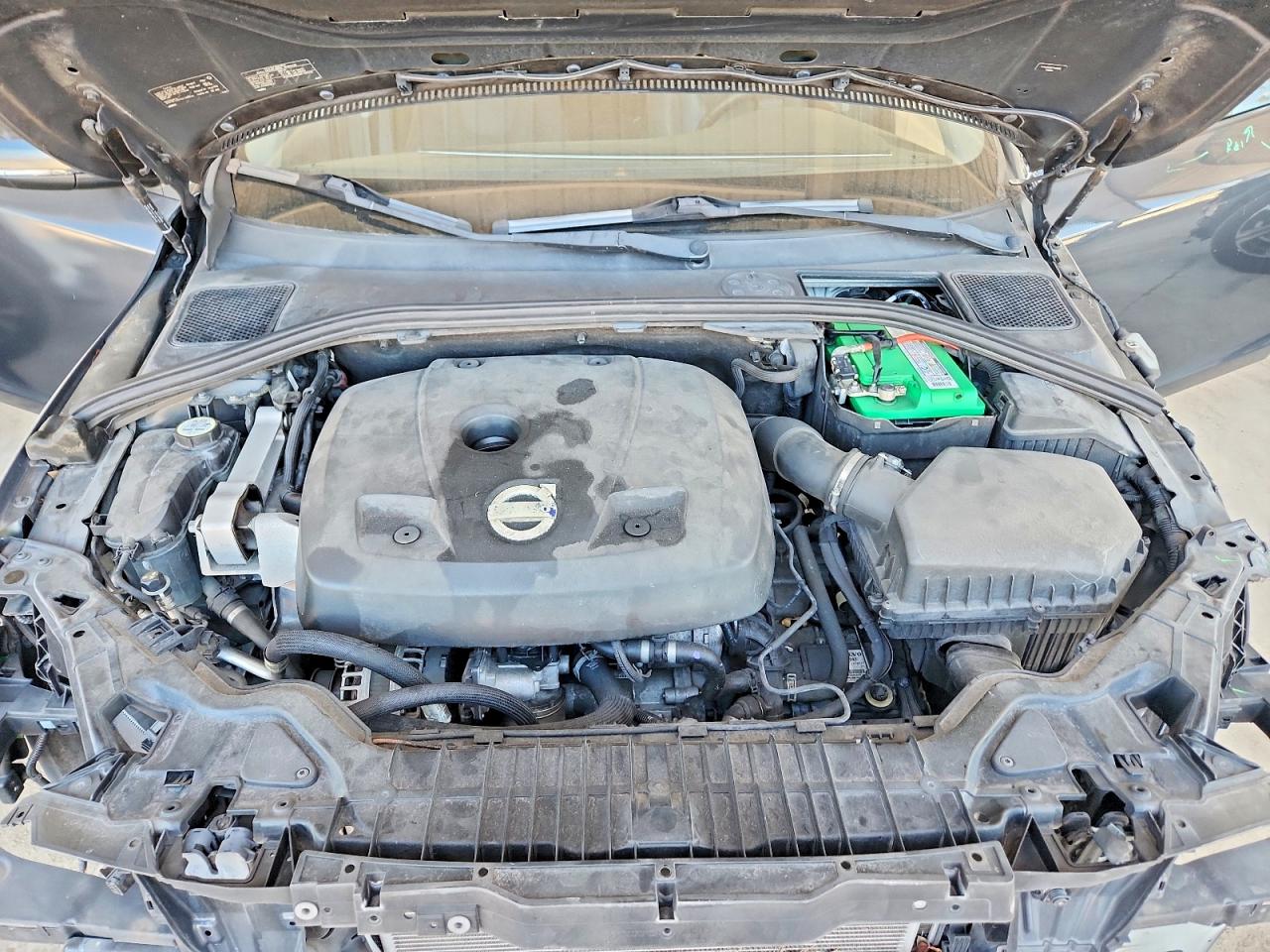 2015 Volvo S60 Premier Угольный vin: YV140MFB2F1306065
