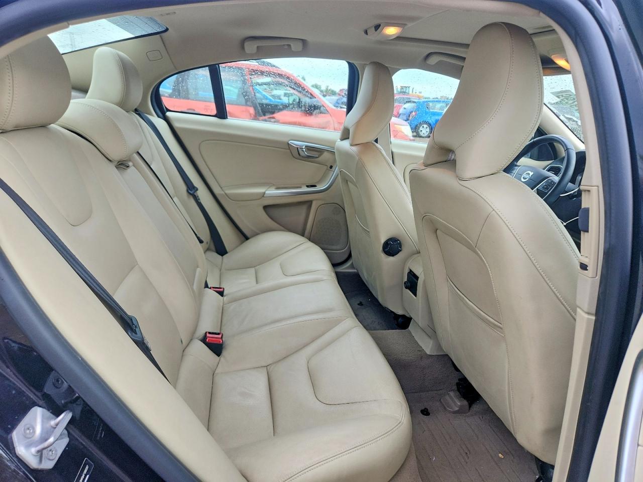 2015 Volvo S60 Premier Gray vin: YV140MFB4F1306357