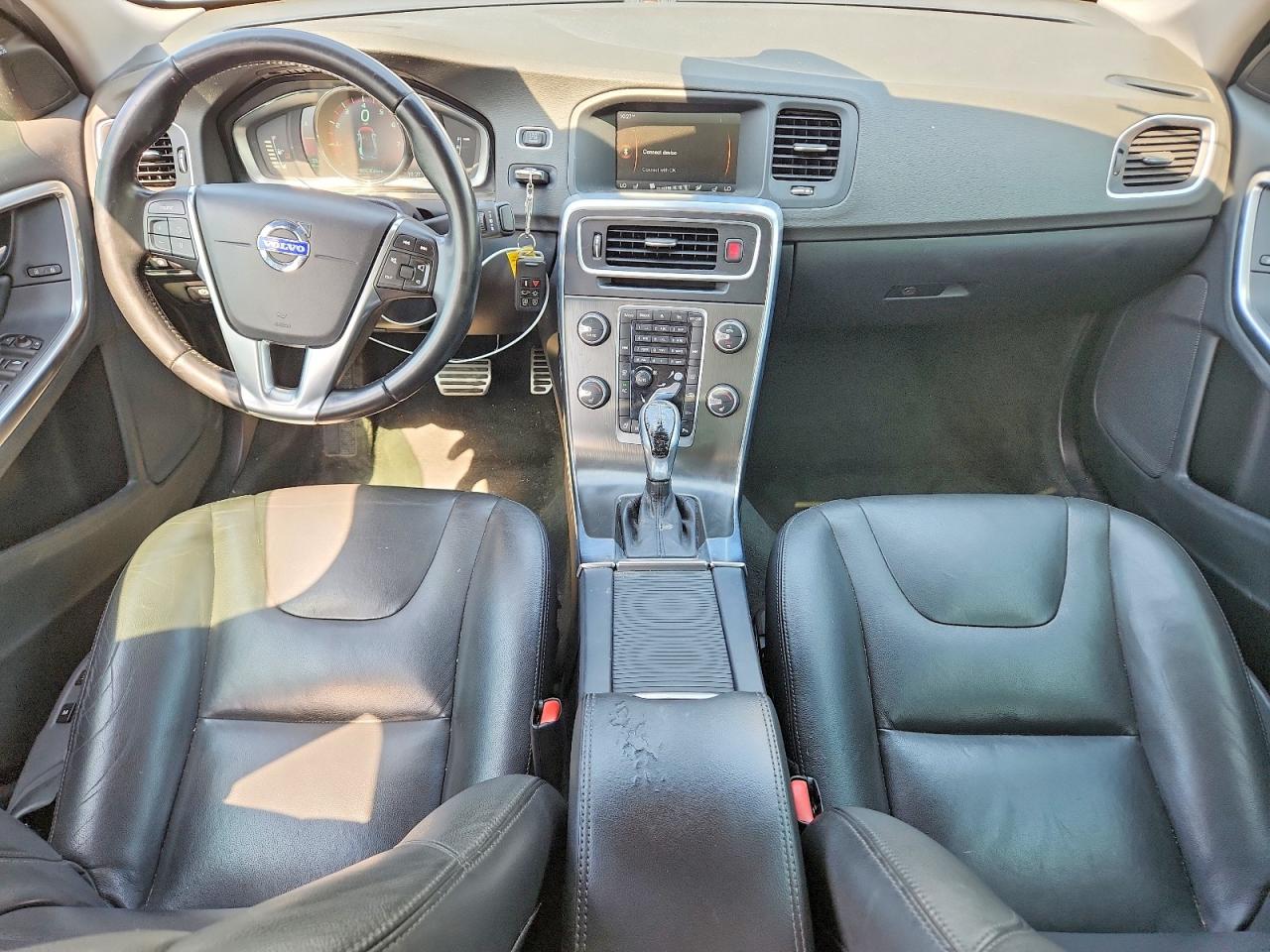 2015 Volvo S60 Premier Black vin: YV140MFB6F1305324