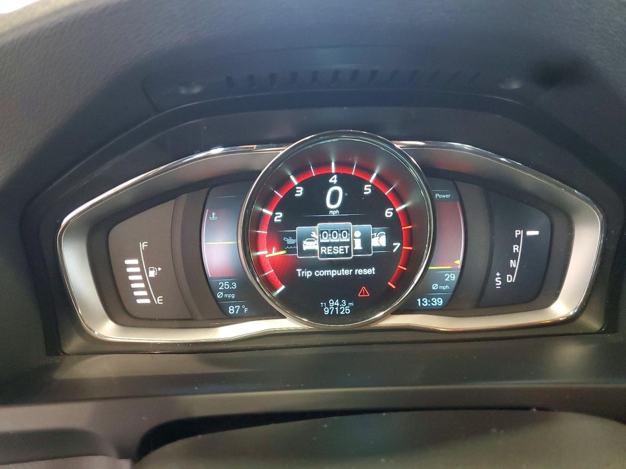 2015 Volvo S60 Premier Silver vin: YV140MFB9F1299809