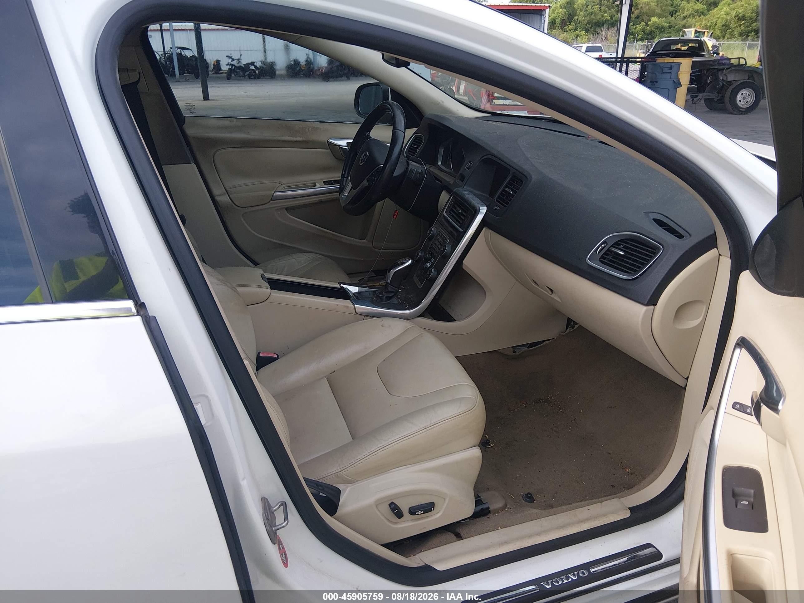2015 Volvo S60 T5 Premier White vin: YV140MFB9F1306175