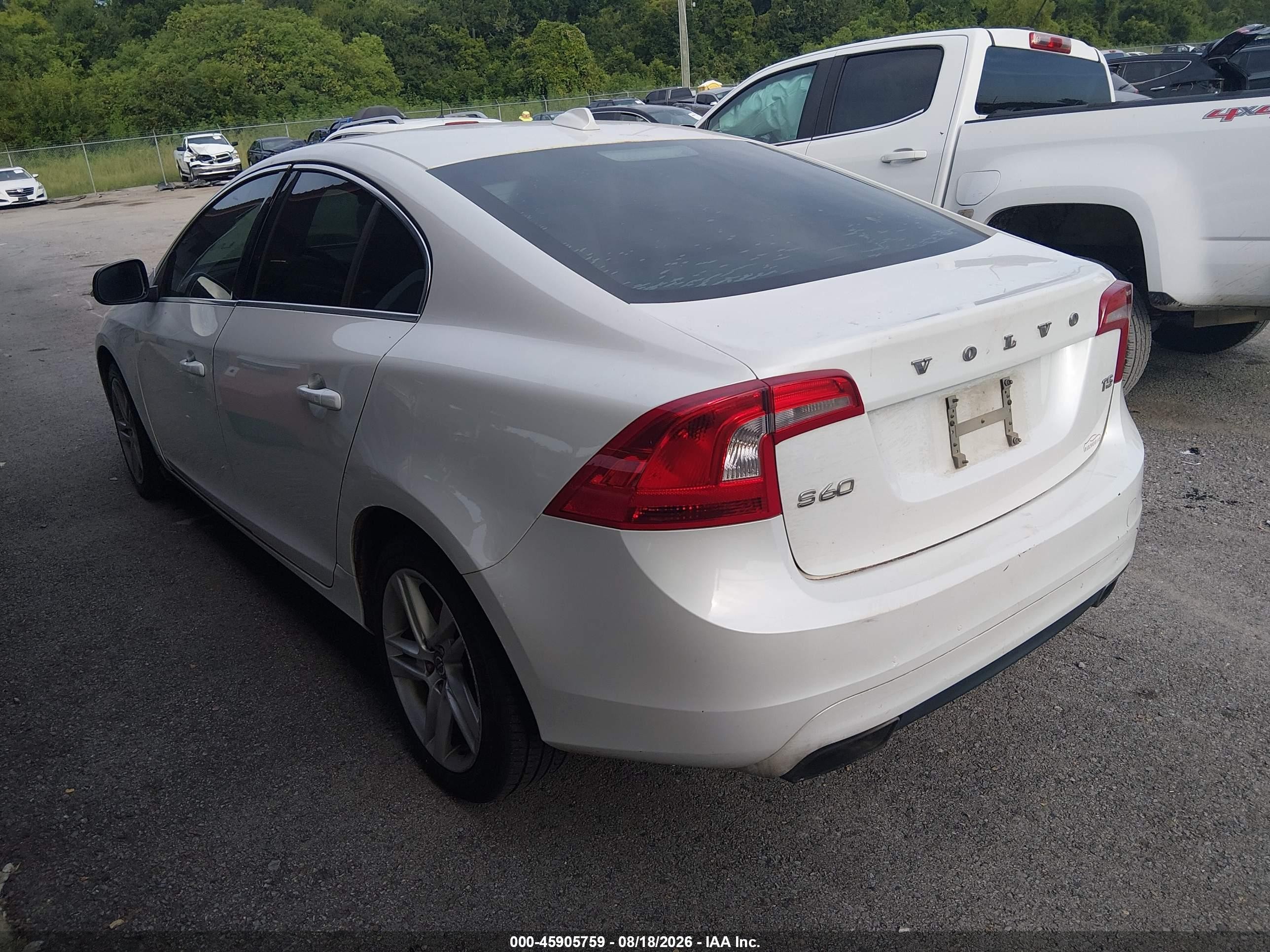 2015 Volvo S60 T5 Premier White vin: YV140MFB9F1306175