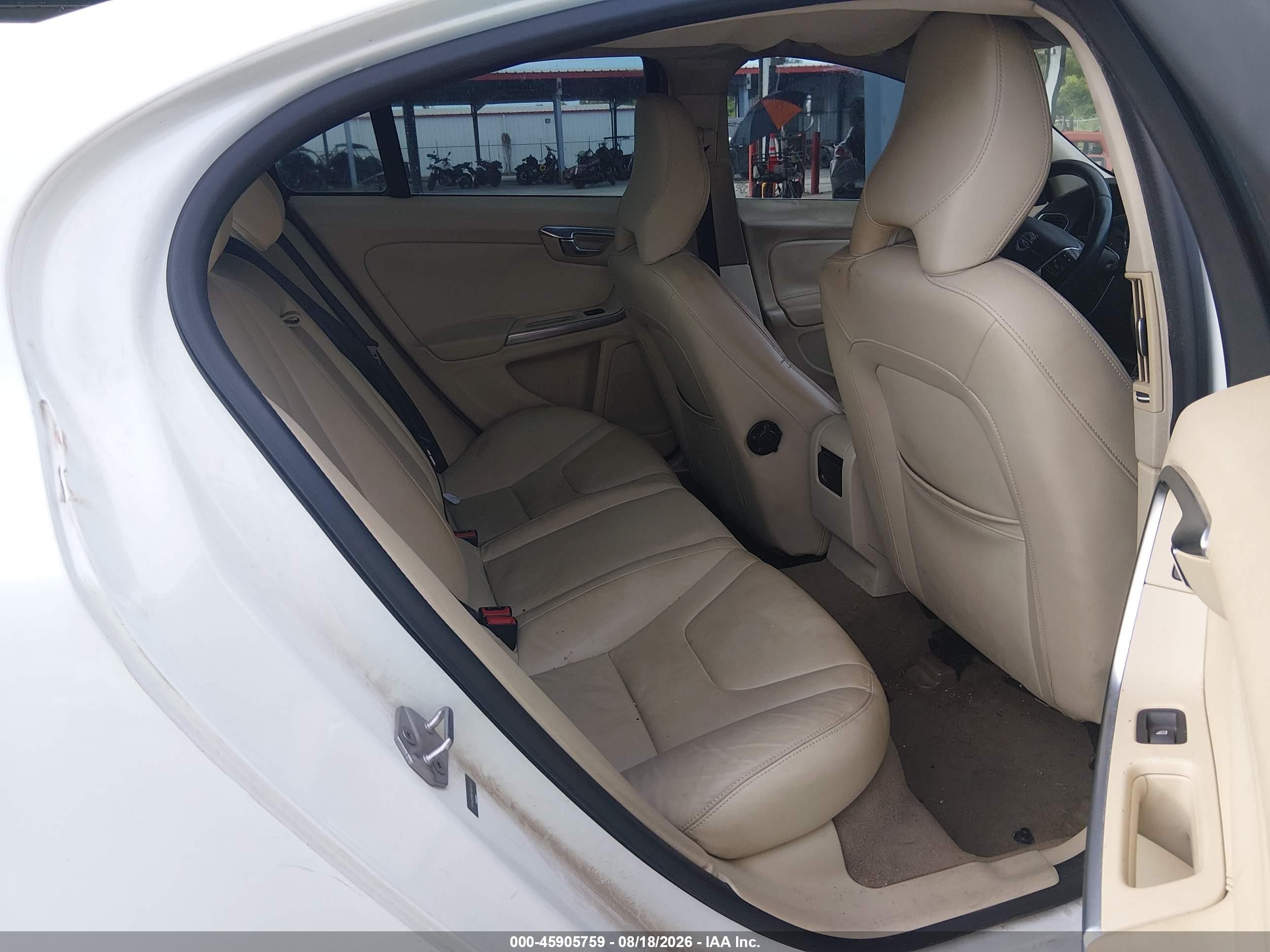 2015 Volvo S60 T5 Premier White vin: YV140MFB9F1306175