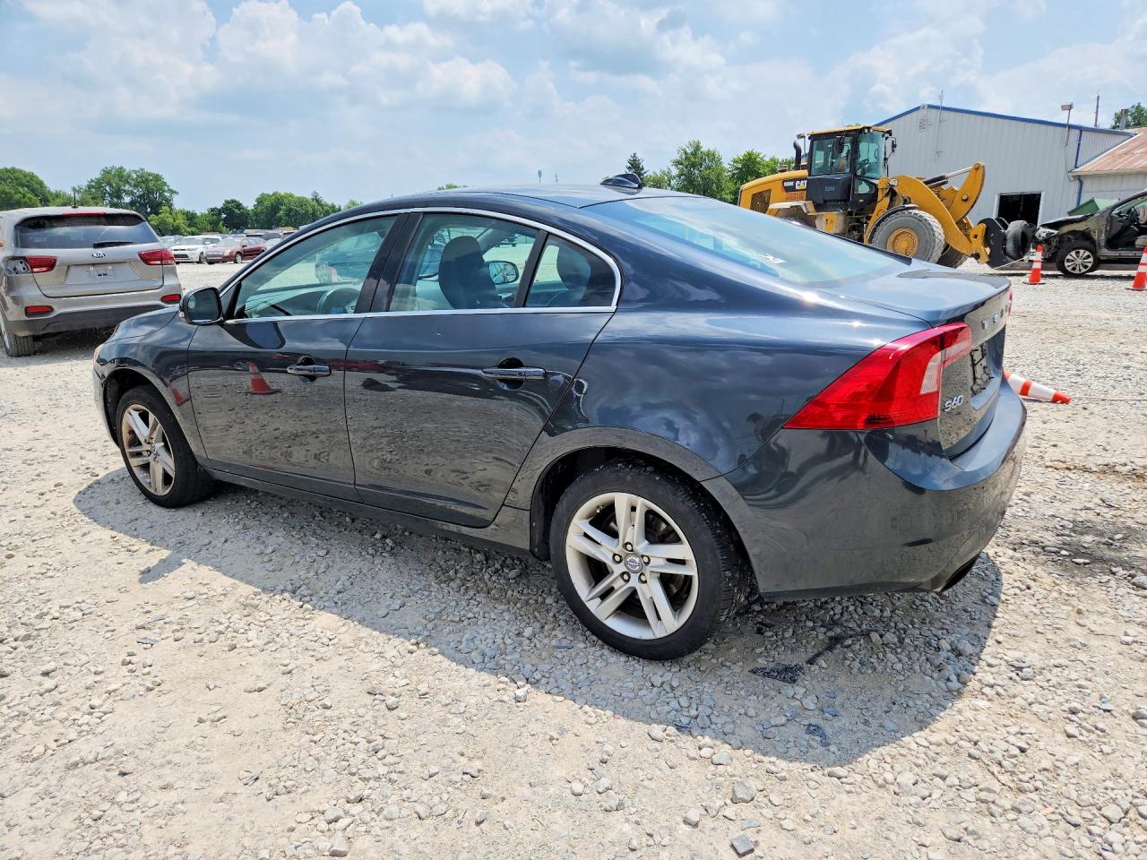 2015 Volvo S60 Premier Черный vin: YV140MFB9F2316165