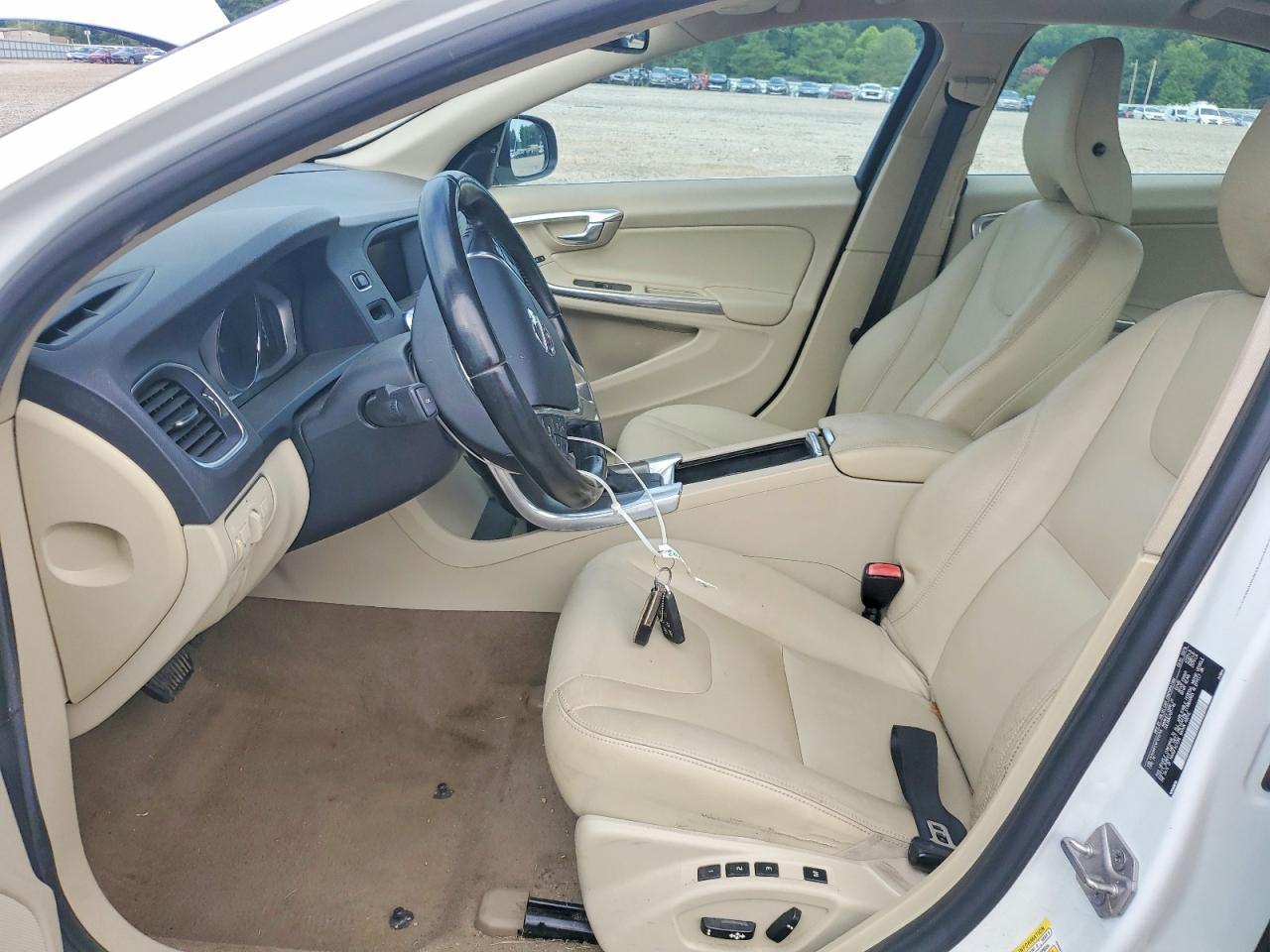 2015 Volvo S60 Premier+ White vin: YV140MFC4F1311745
