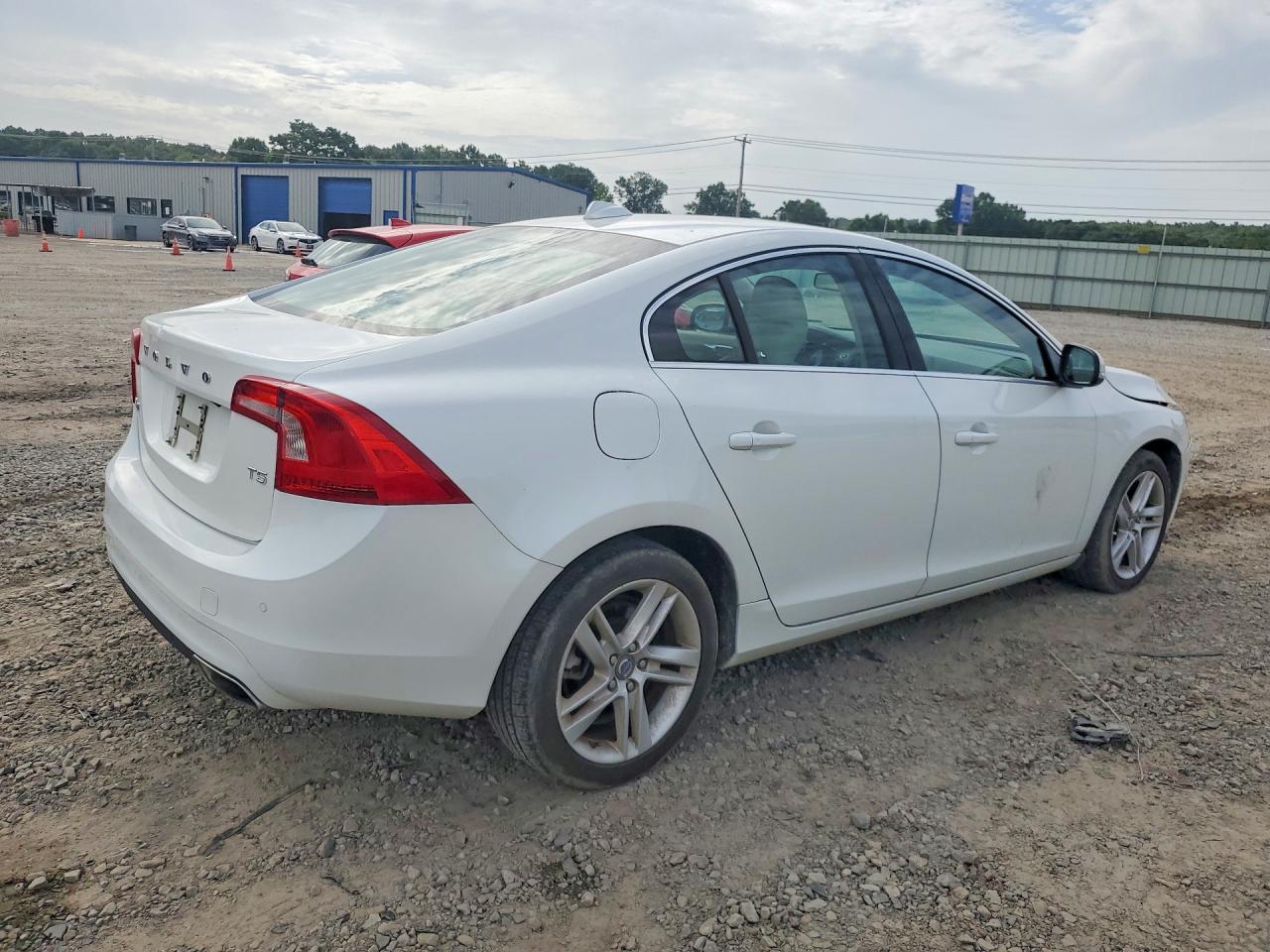 2015 Volvo S60 Premier+ White vin: YV140MFC4F1311745
