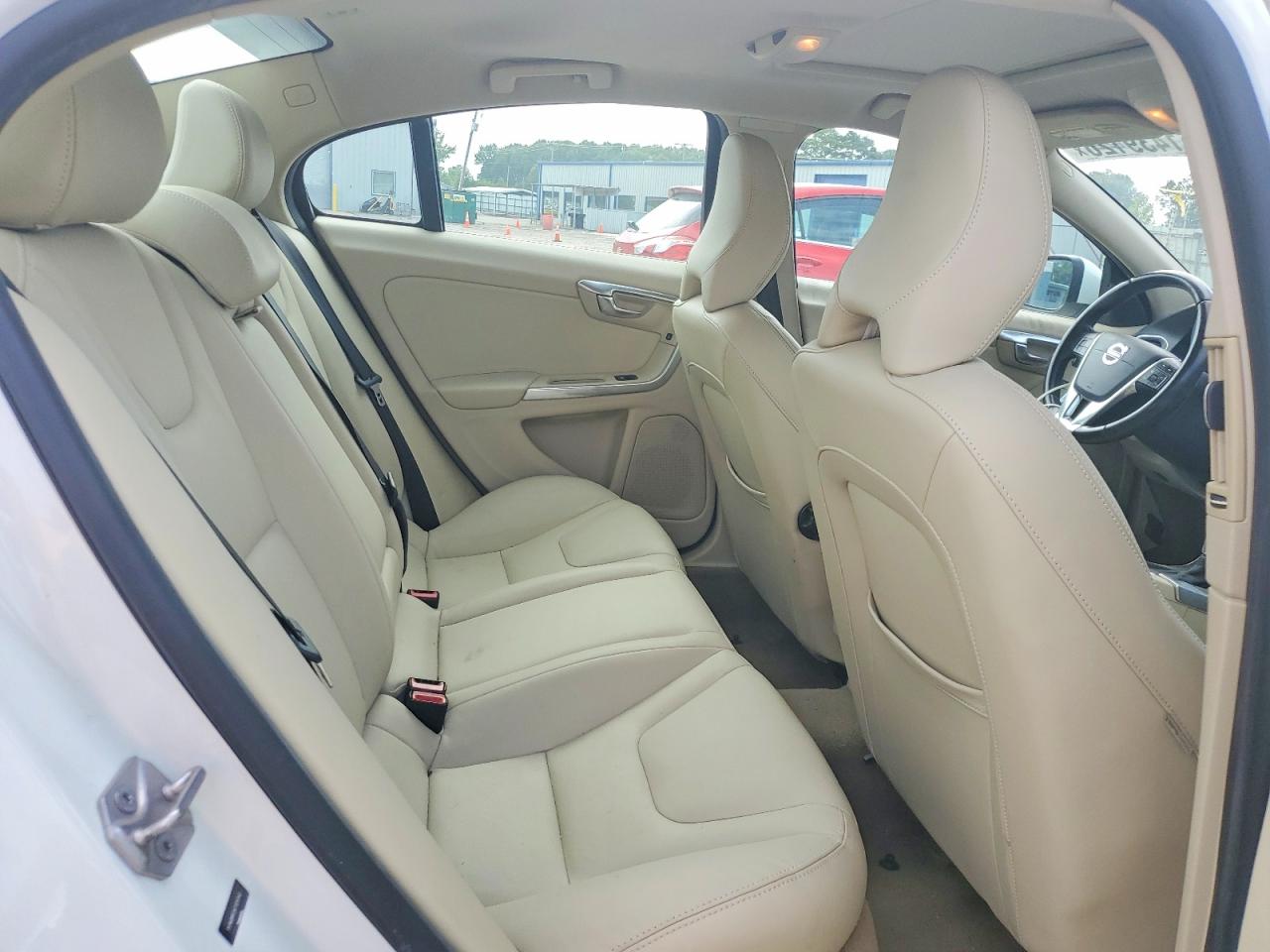 2015 Volvo S60 Premier+ White vin: YV140MFC4F1311745
