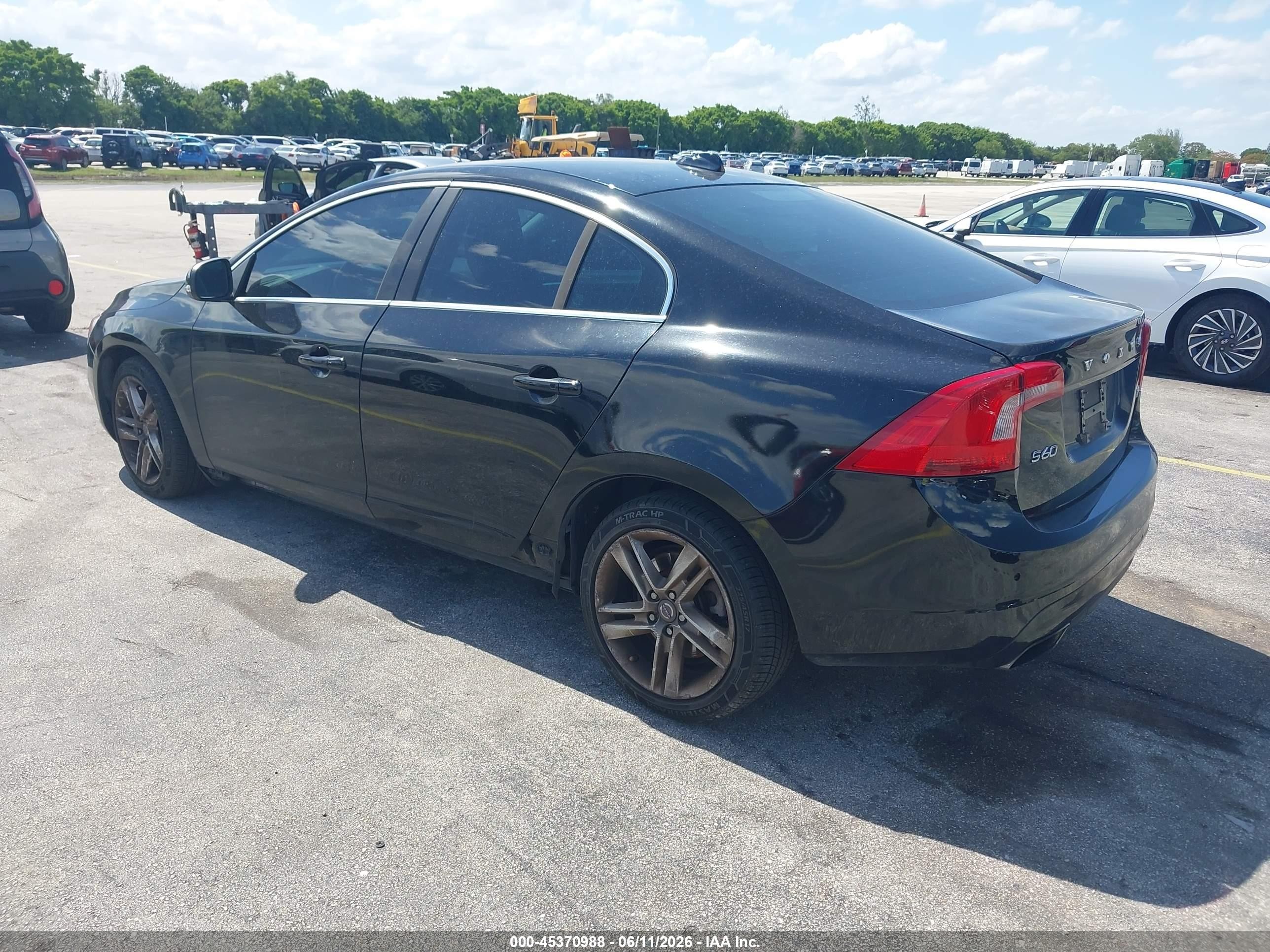2015 Volvo S60 T5 Premier Plus Black vin: YV140MFC4F1317884