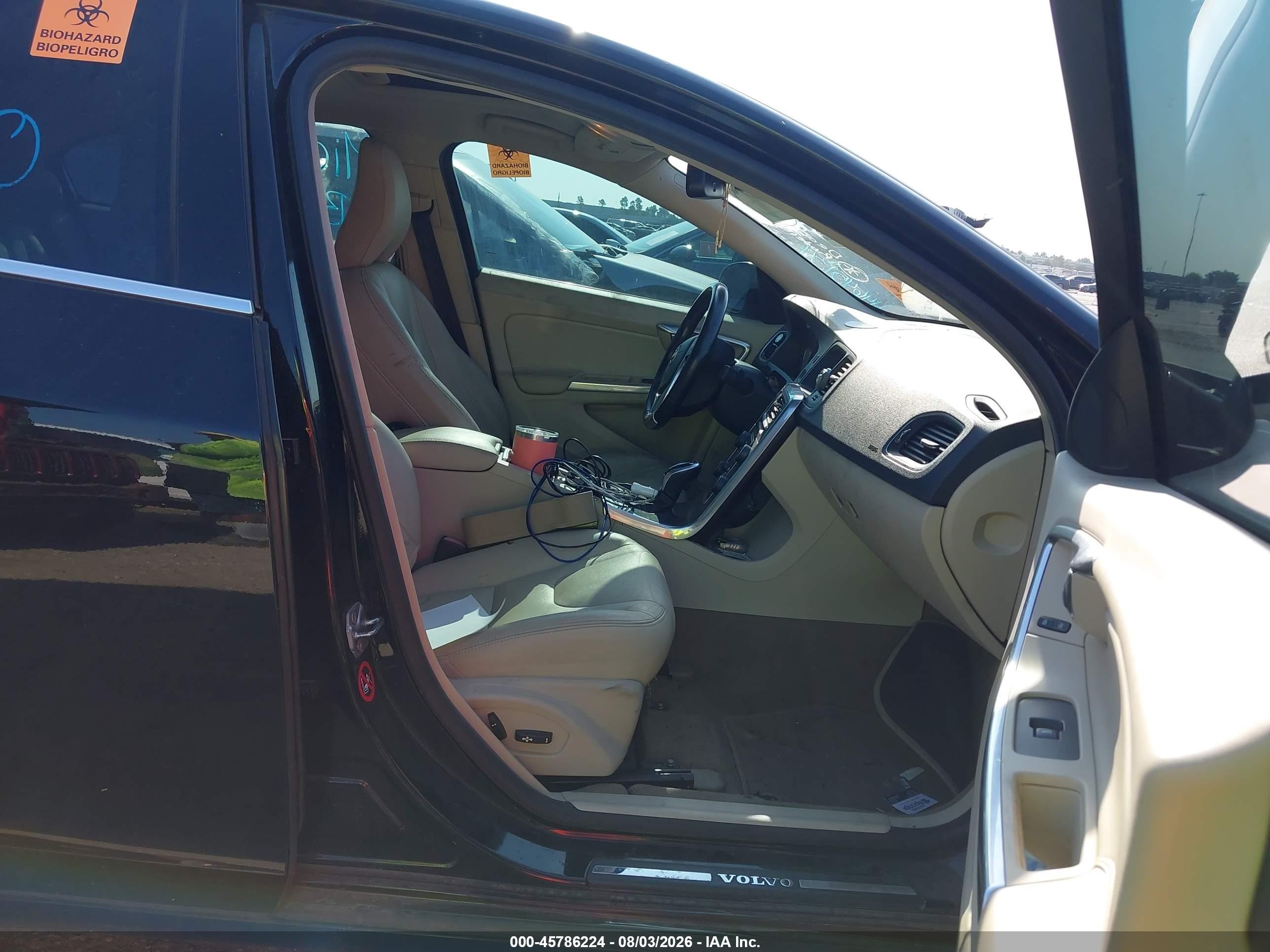 2015 Volvo S60 T5 Premier Plus Black vin: YV140MFC5F1307168