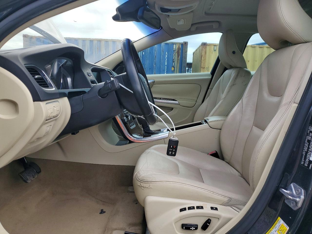 2015 Volvo S60 Premier+ Серый vin: YV140MFC7F1307351