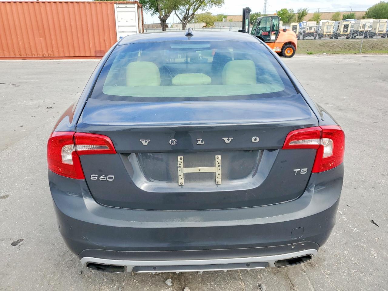 2015 Volvo S60 Premier+ Серый vin: YV140MFC7F1307351