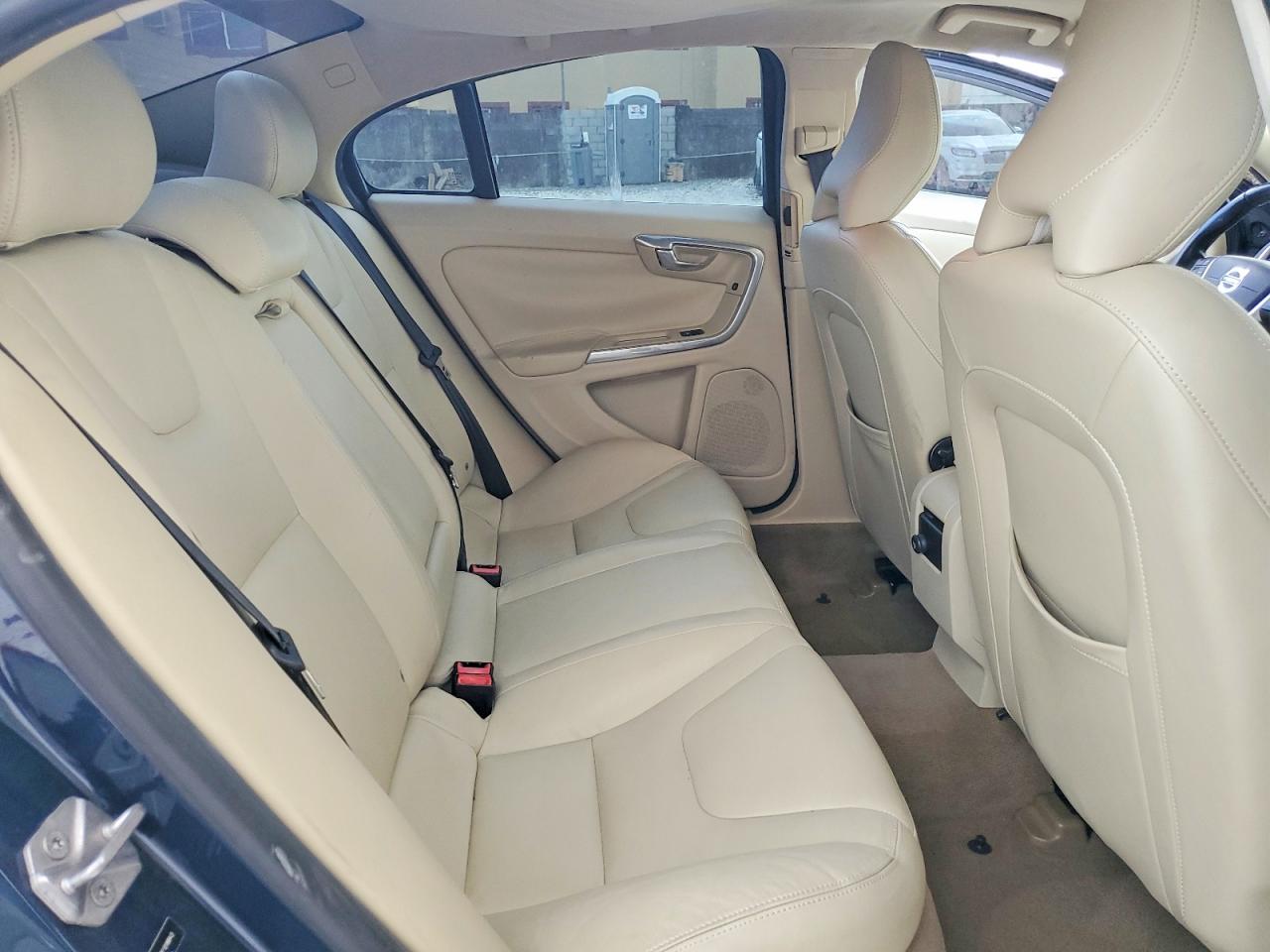 2015 Volvo S60 Platinum Blue vin: YV140MFD5F1318843
