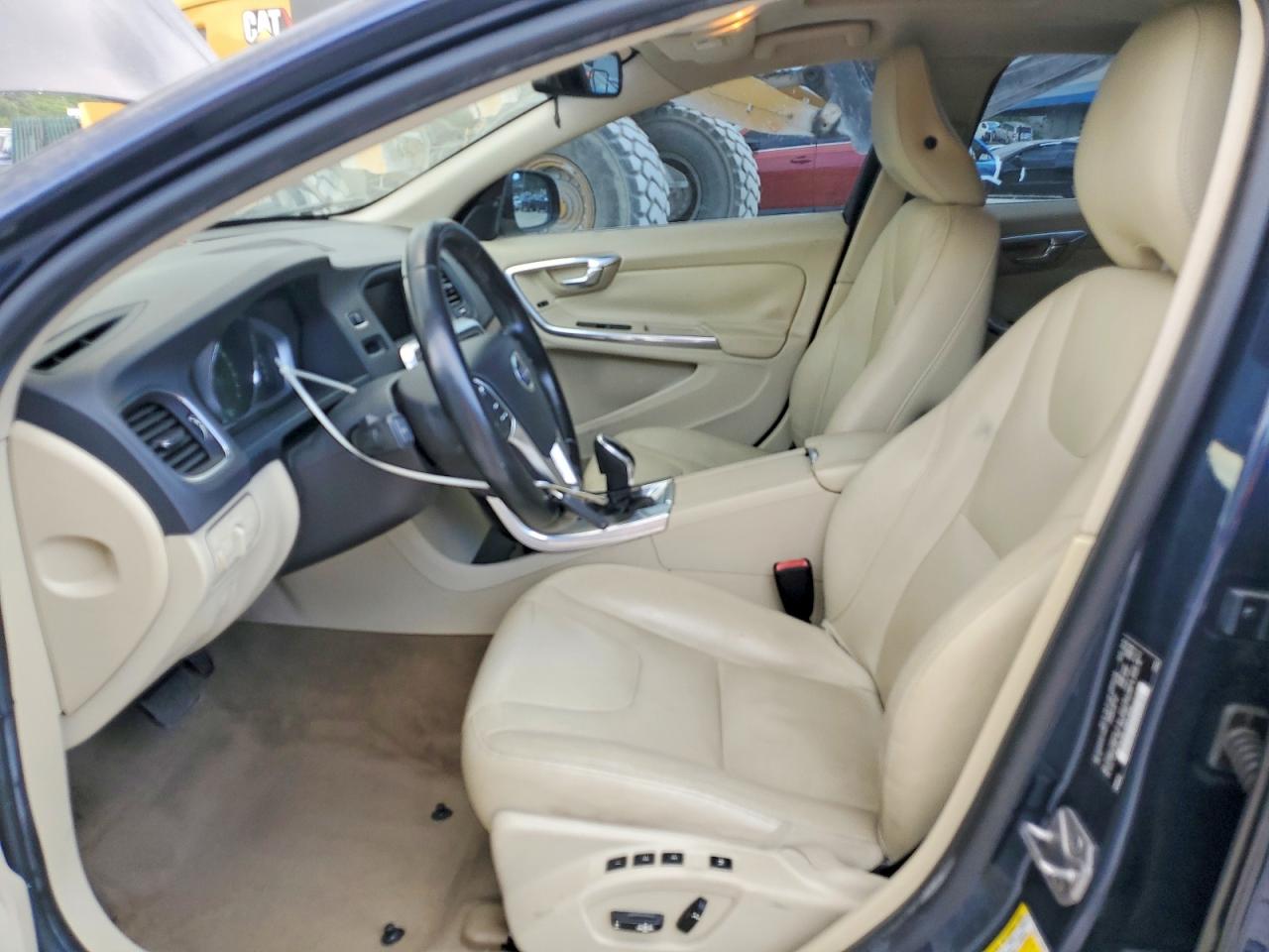 2015 Volvo S60 Platinum Blue vin: YV140MFD5F1318843