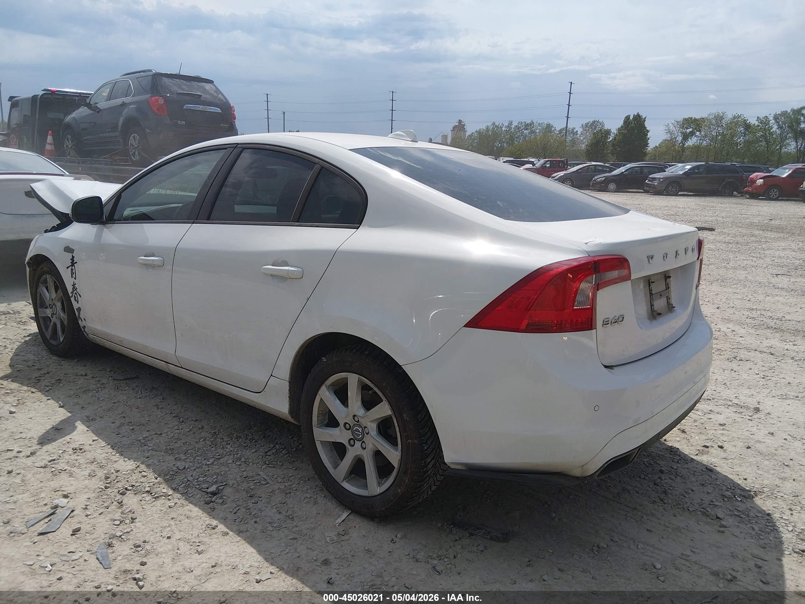2015 Volvo S60 T5 White vin: YV140MFJ2F2351962