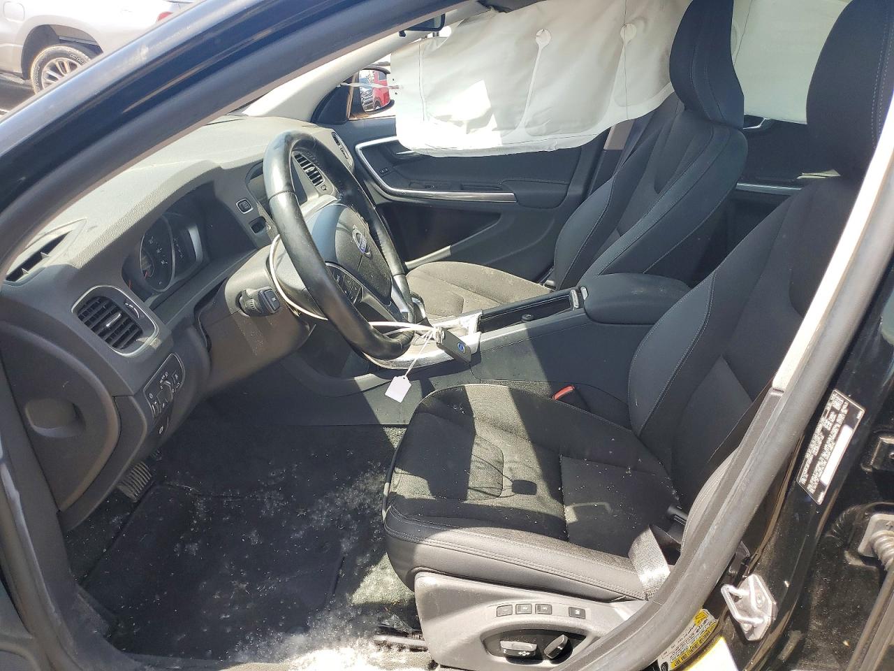 2015 Volvo S60 Black vin: YV140MFJ6F1353624