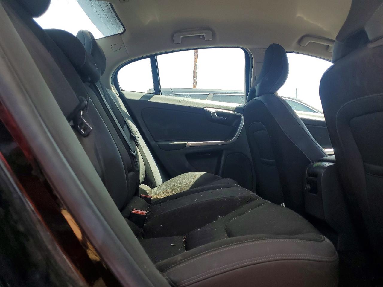 2015 Volvo S60 Black vin: YV140MFJ6F1353624