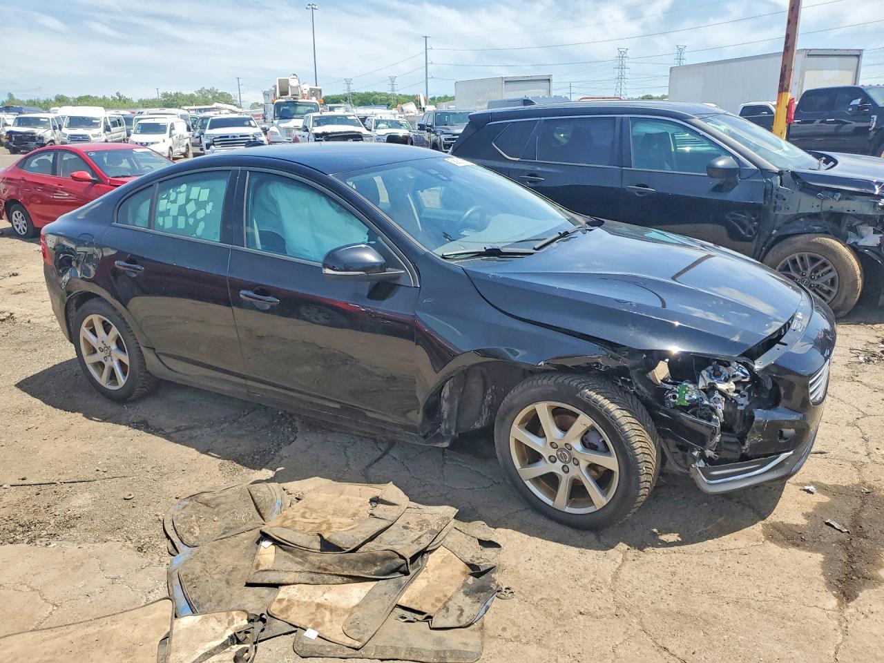 2015 Volvo S60 Black vin: YV140MFJ6F1353624