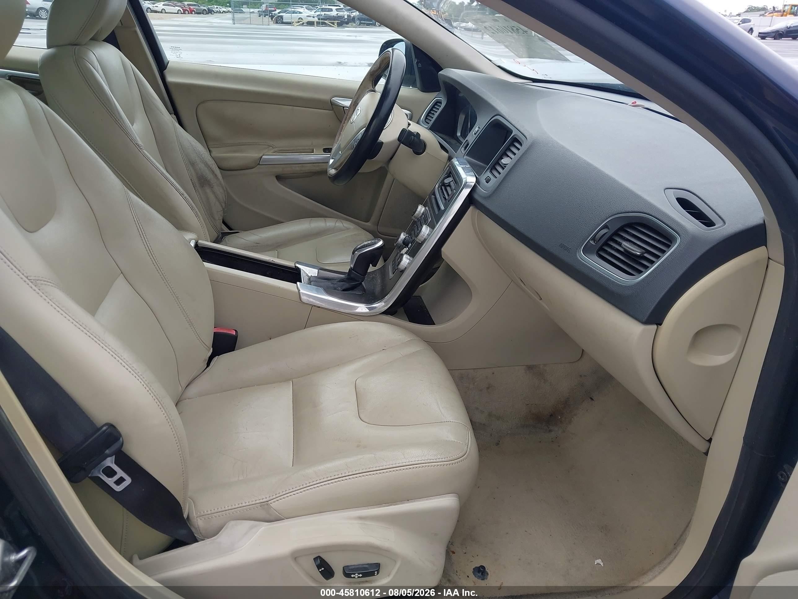 2015 Volvo S60 T5 Premier Dark Blue vin: YV140MFK0F1335323