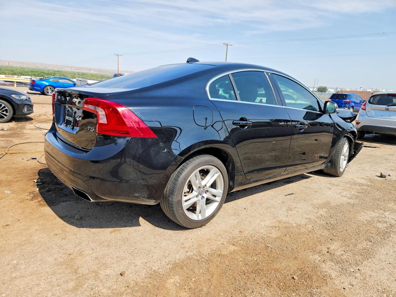 2015 Volvo S60 Premier Black vin: YV140MFK0F1356687