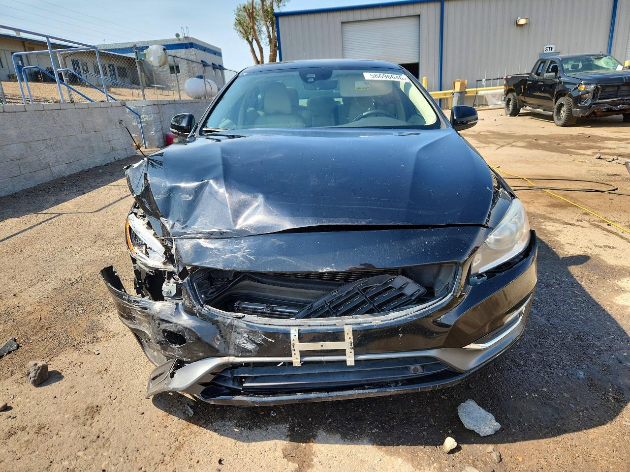 2015 Volvo S60 Premier Black vin: YV140MFK0F1356687