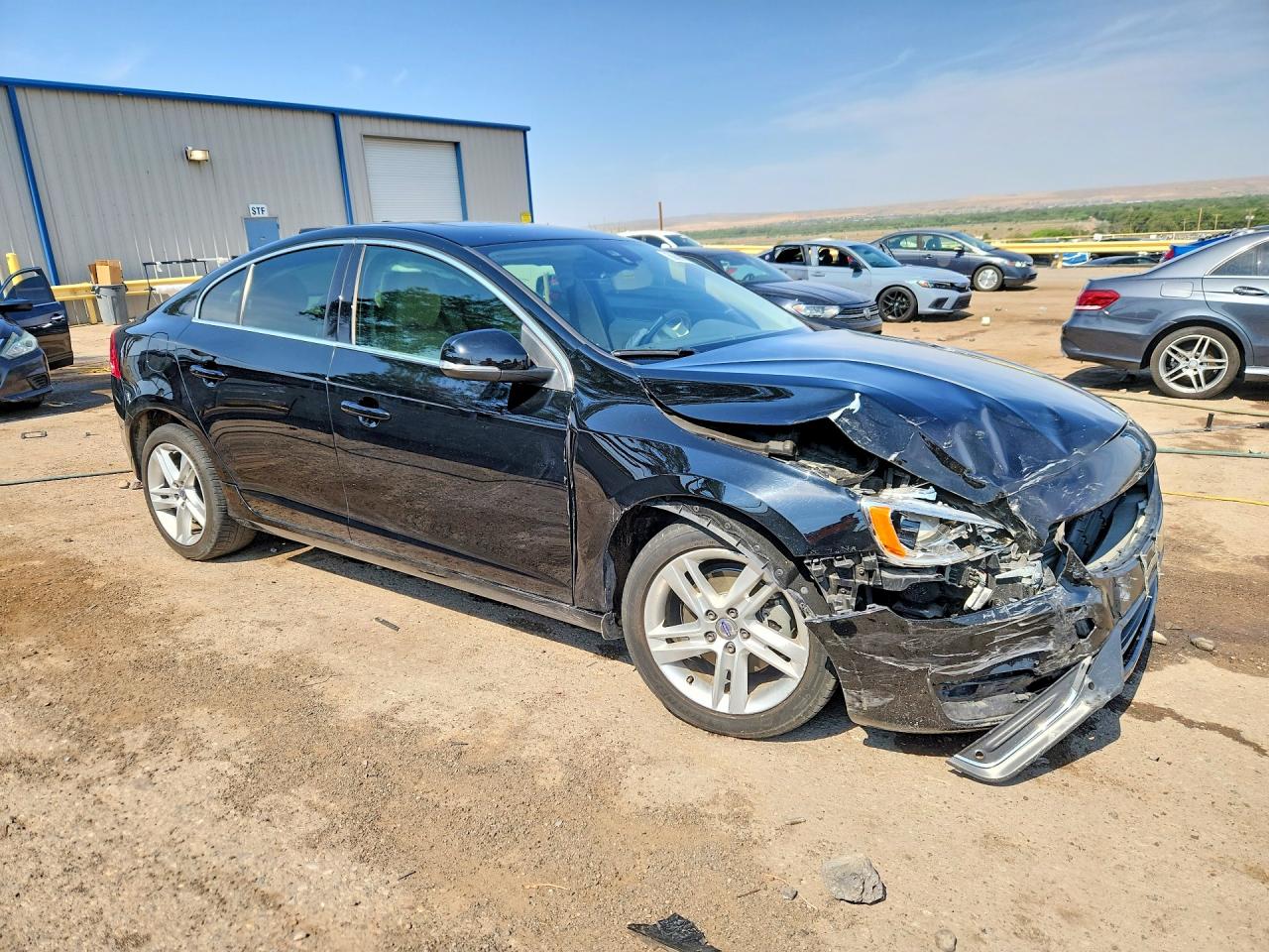 2015 Volvo S60 Premier Black vin: YV140MFK0F1356687
