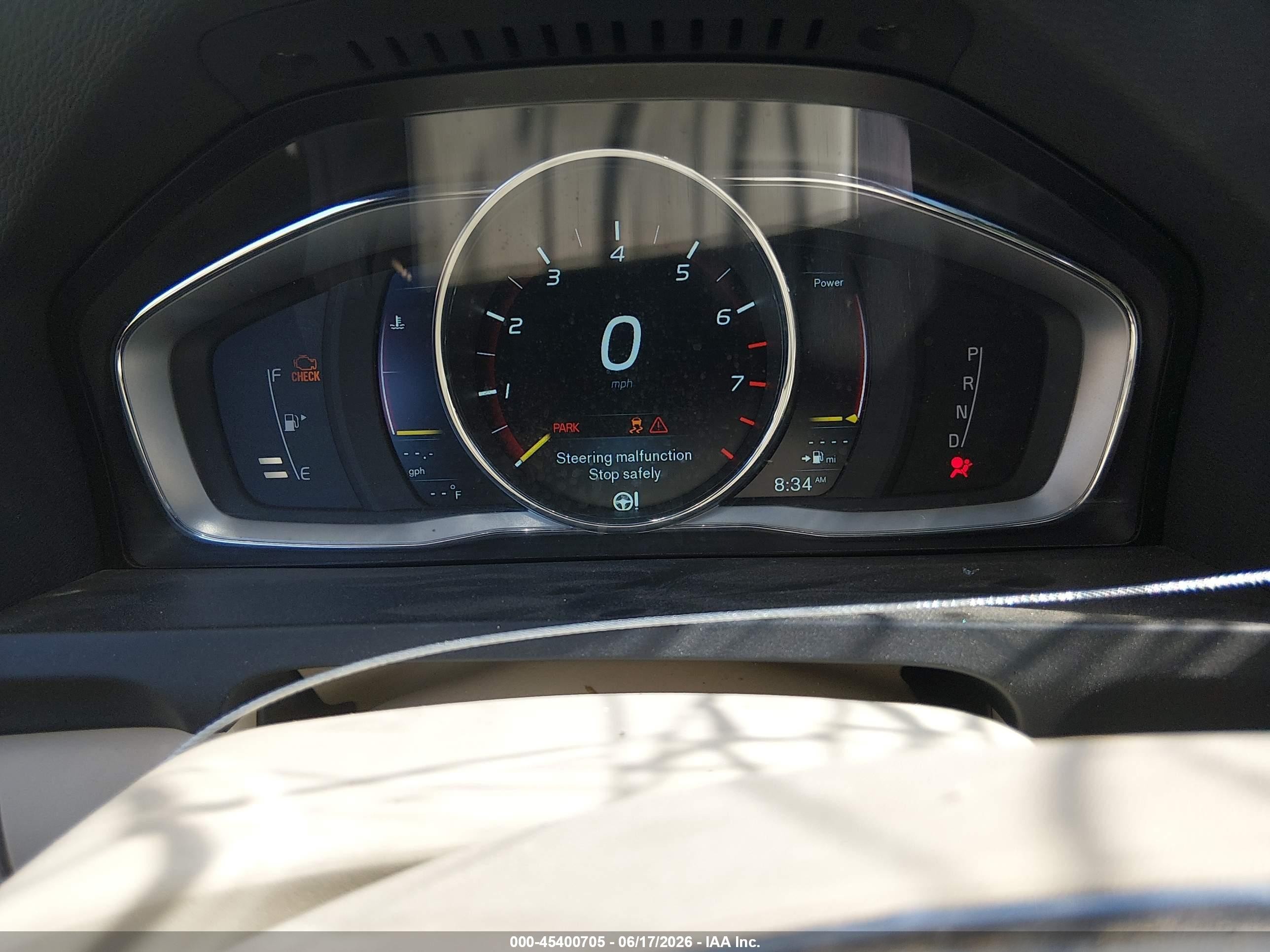 2015 Volvo S60 T5 Premier Beige vin: YV140MFK3F2335746