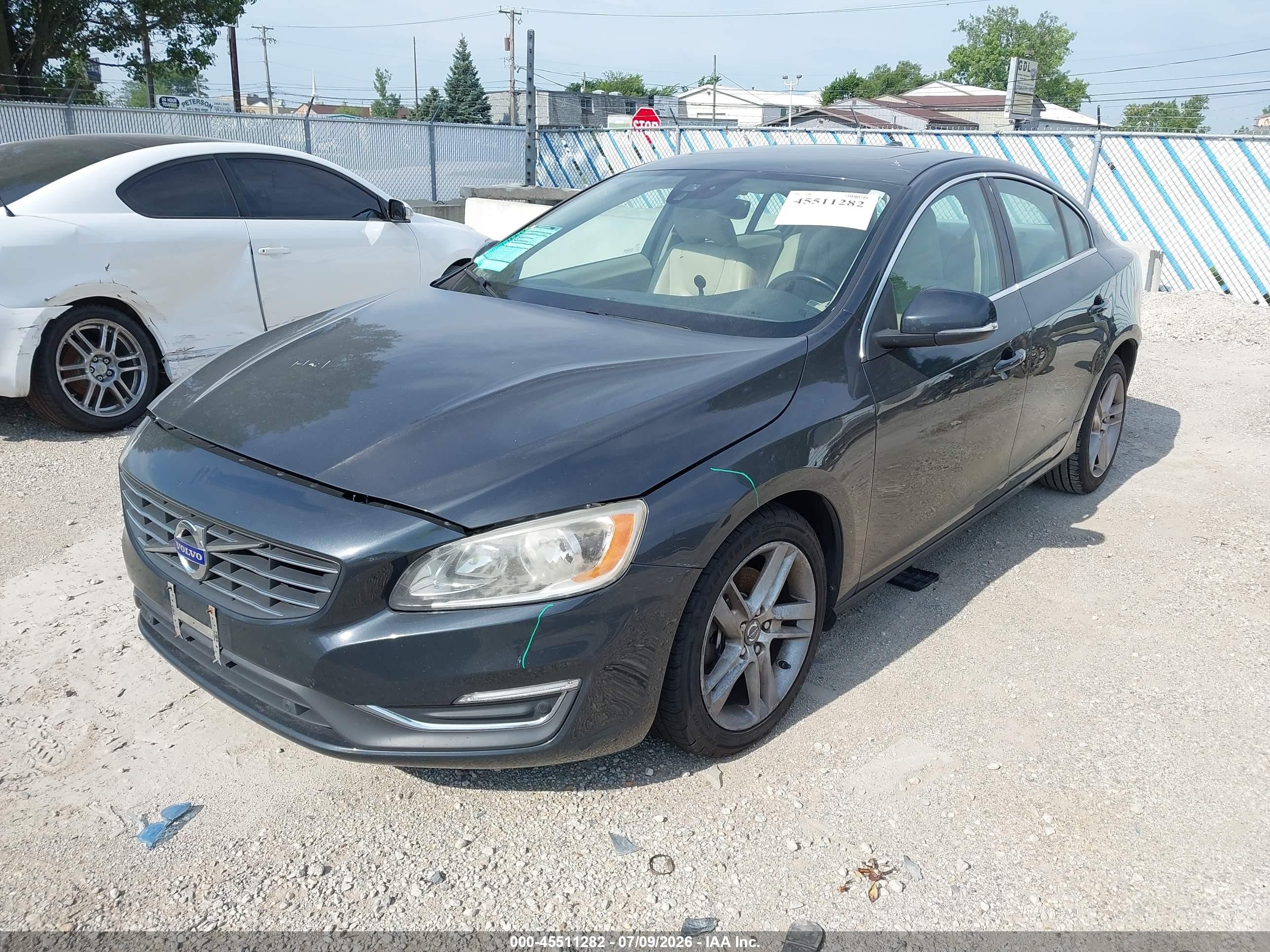 2015 Volvo S60 T5 Premier Серый vin: YV140MFK3F2337643